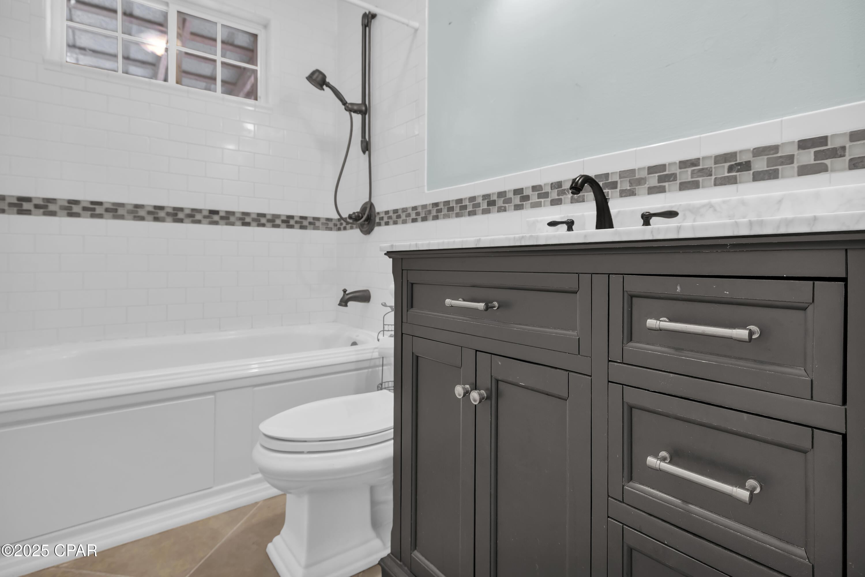 1615 Molitor Avenue, Panama City