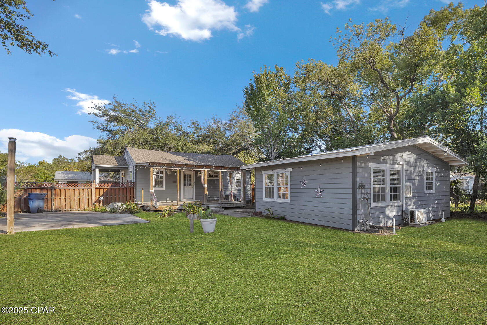 1615 Molitor Avenue, Panama City