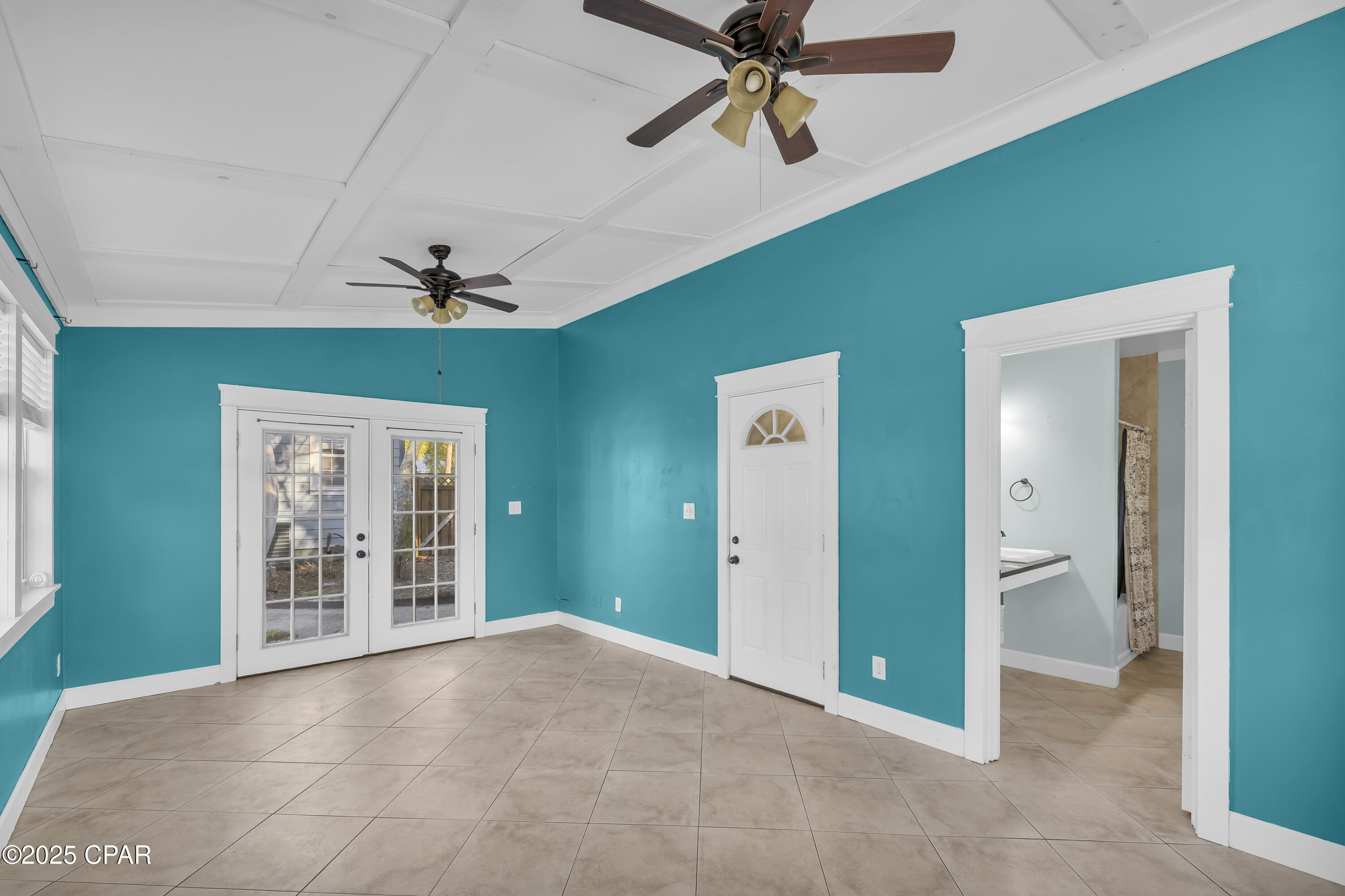 1615 Molitor Avenue, Panama City