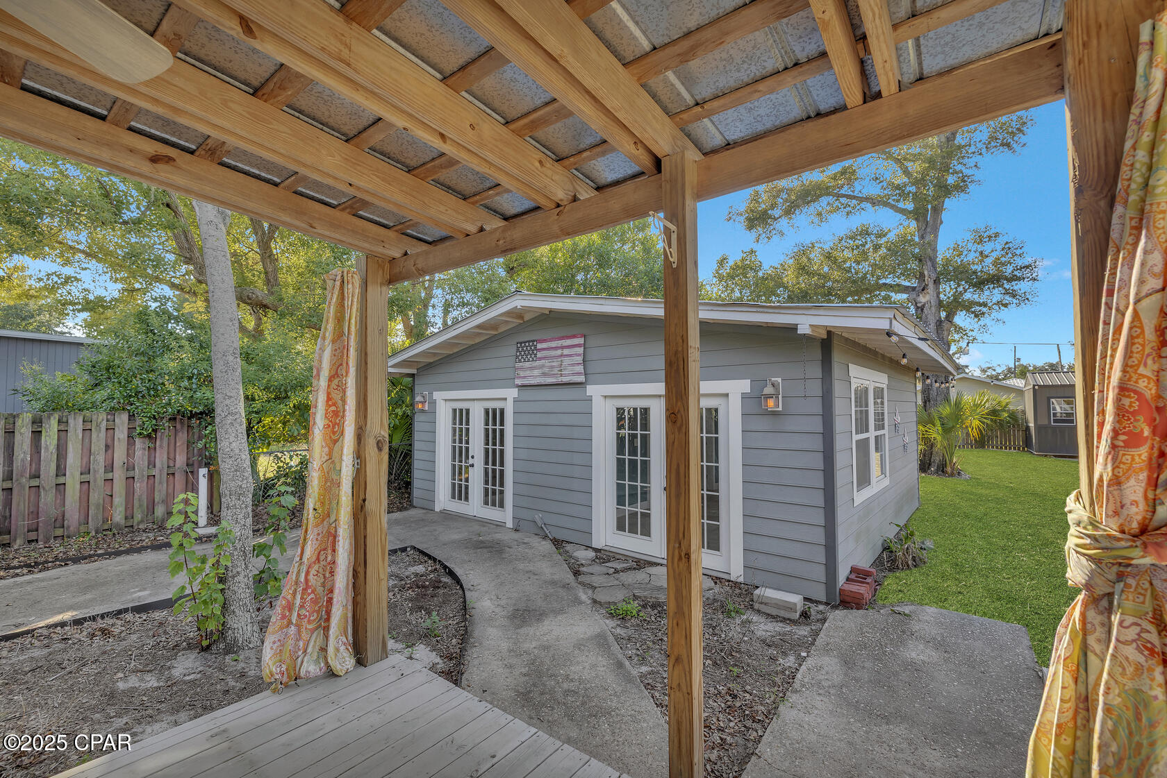 1615 Molitor Avenue, Panama City