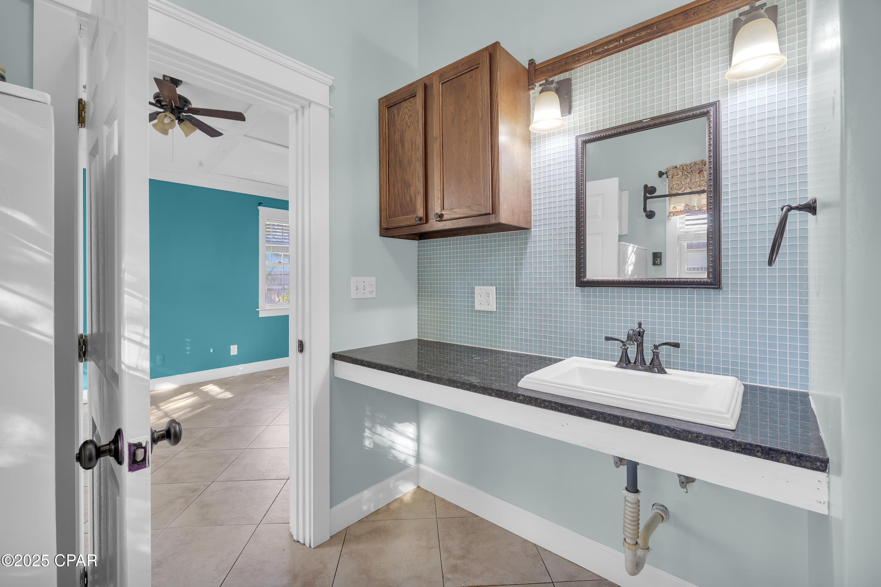 1615 Molitor Avenue, Panama City