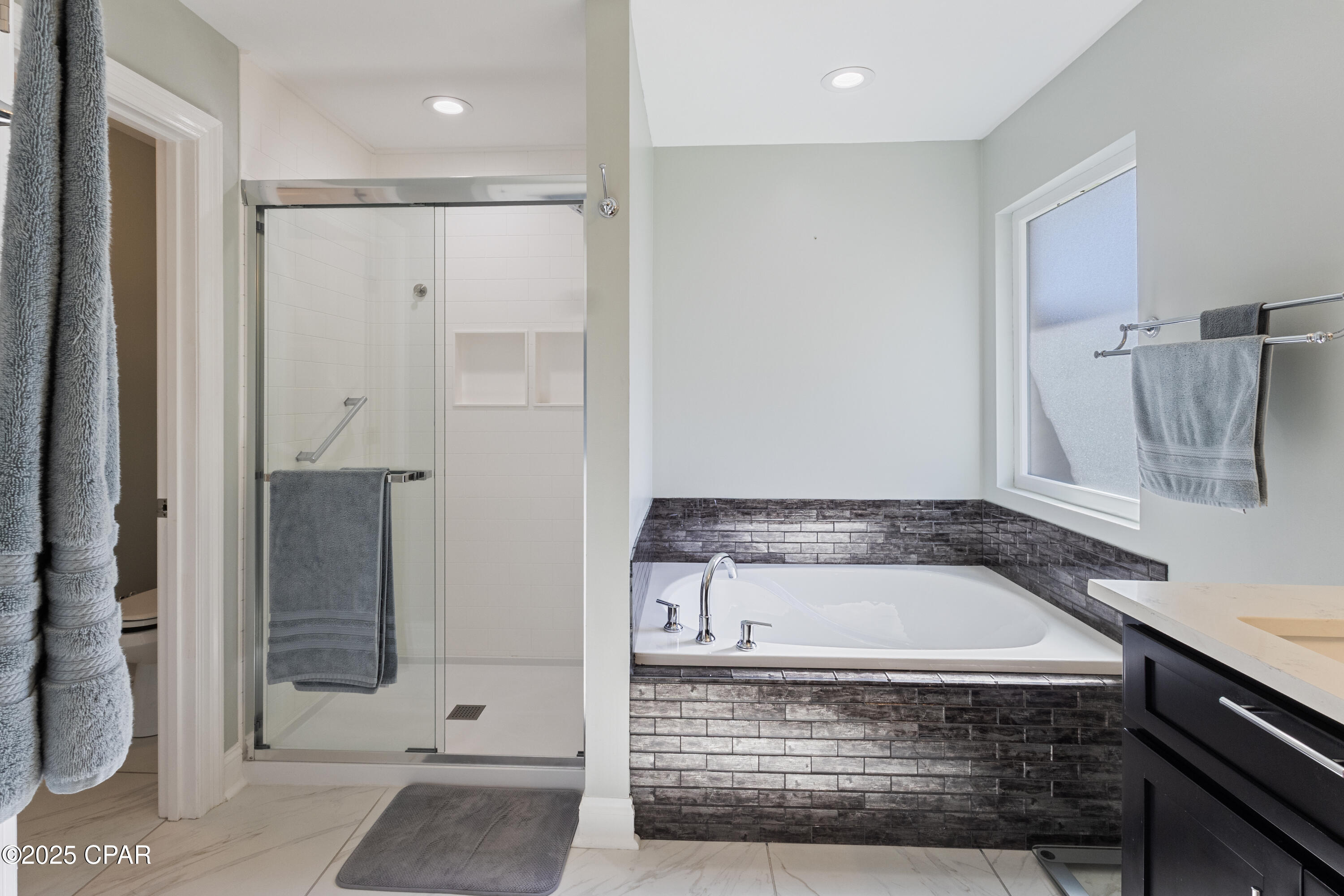 3695 Cedar Park Drive, Panama City