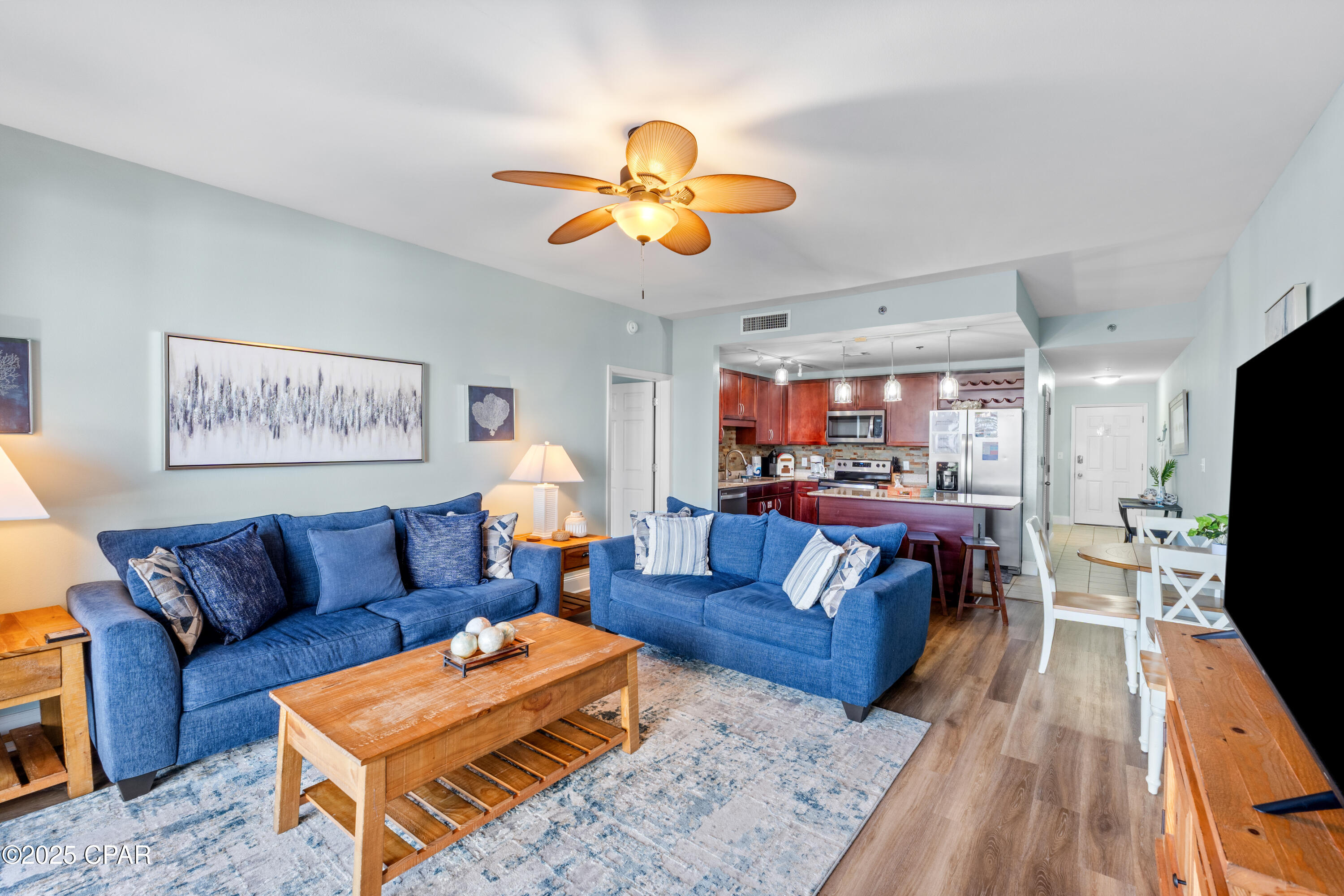 9902 S Thomas Drive 729