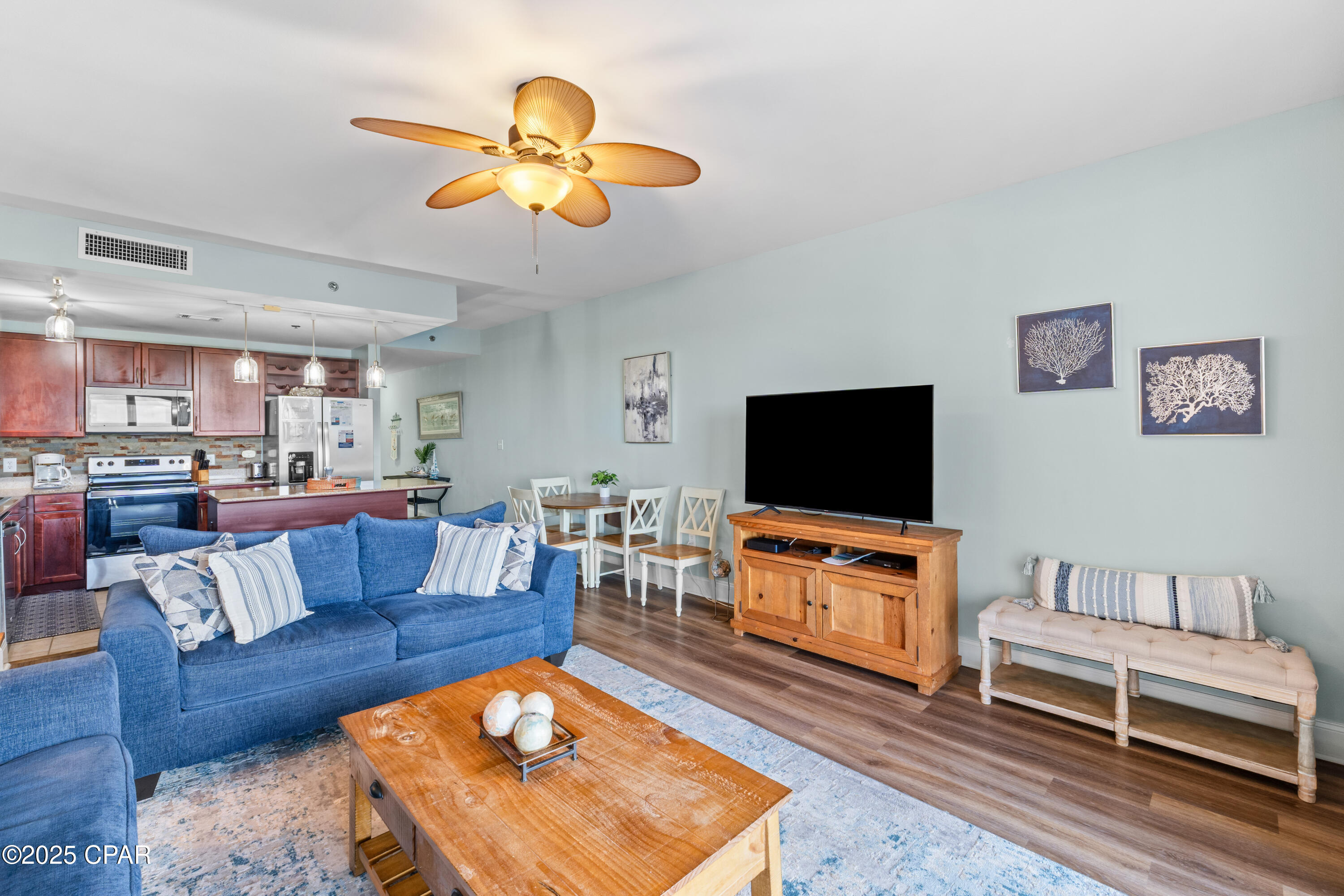 9902 S Thomas Drive 729