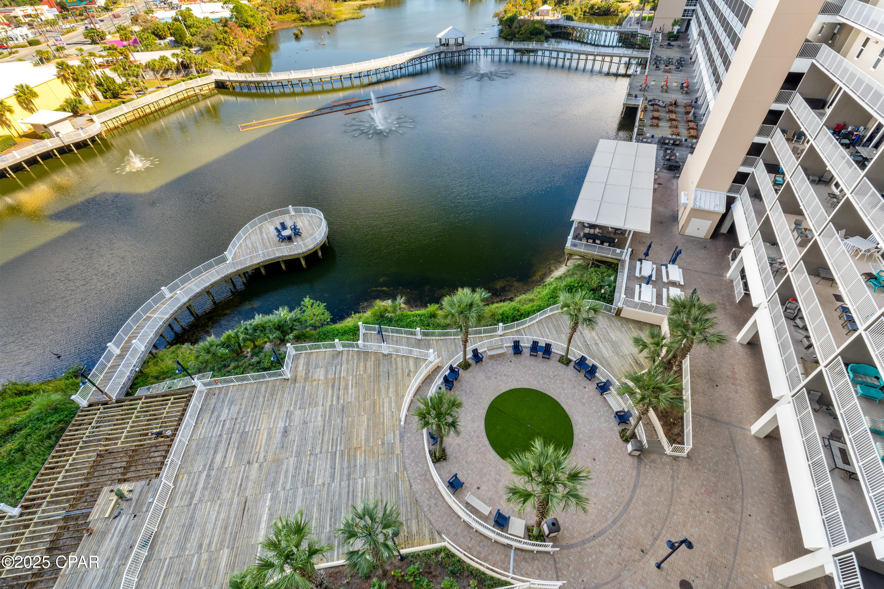 9902 S Thomas Drive 729