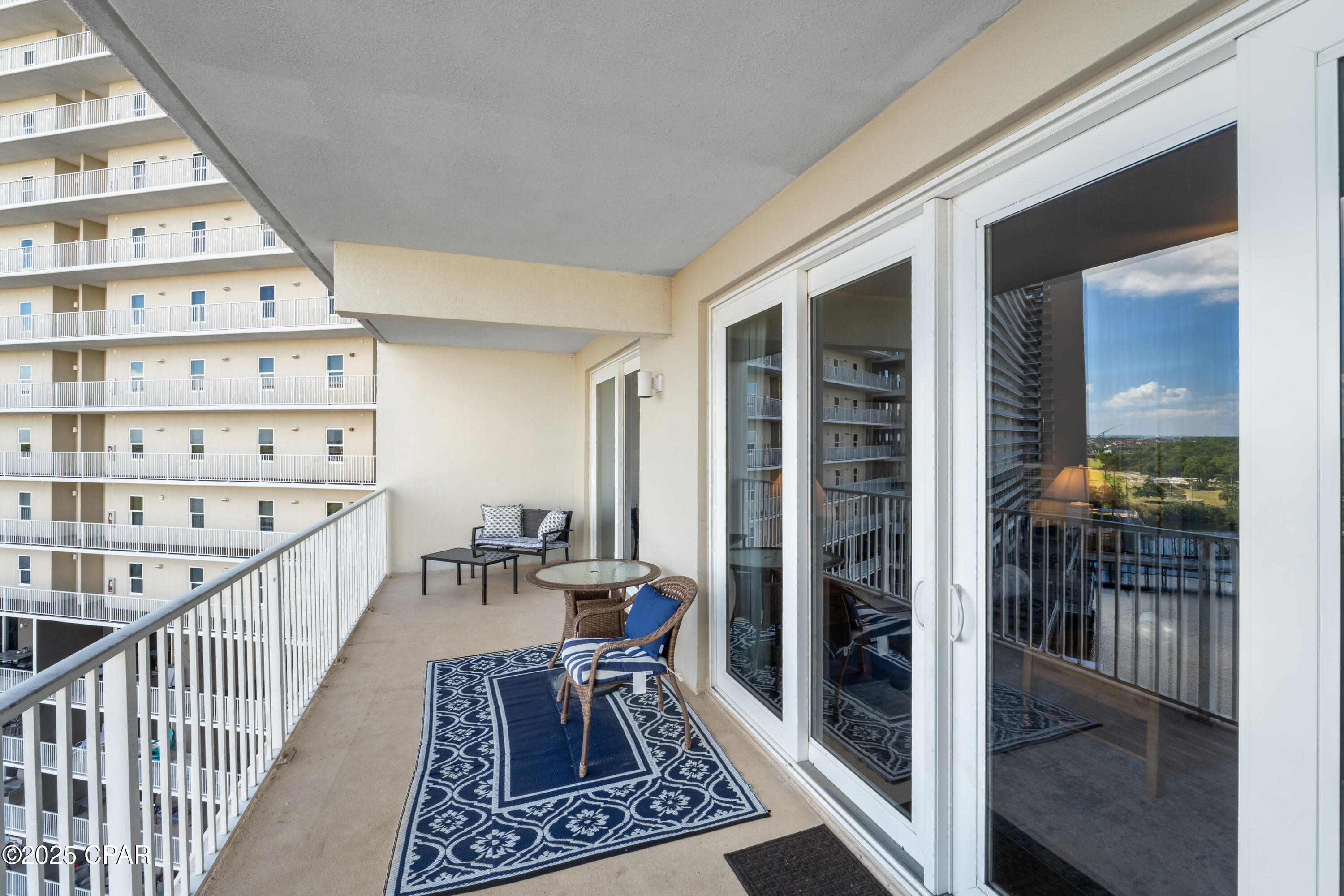 9902 S Thomas Drive 729