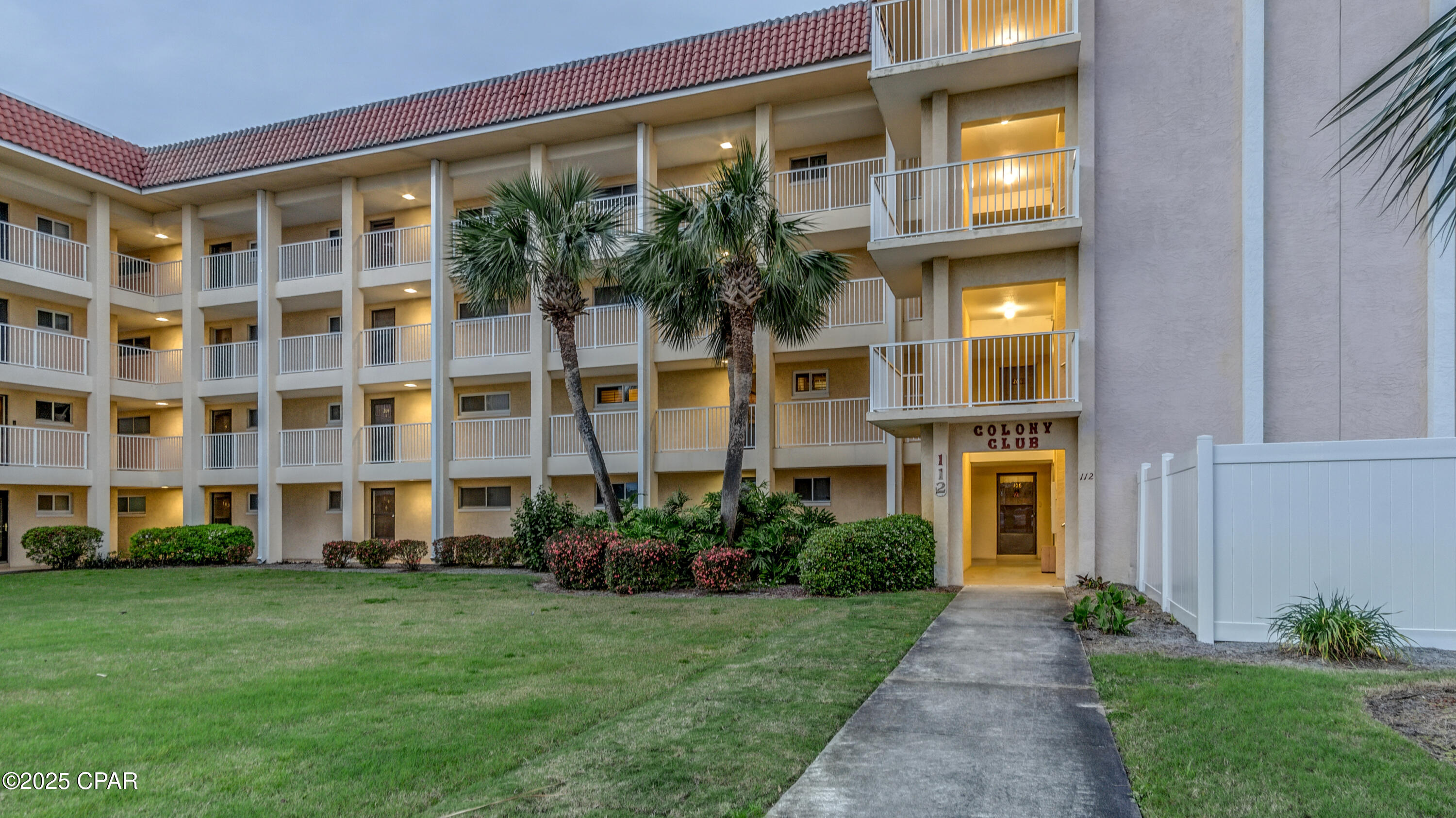 112 Fairway Boulevard 202