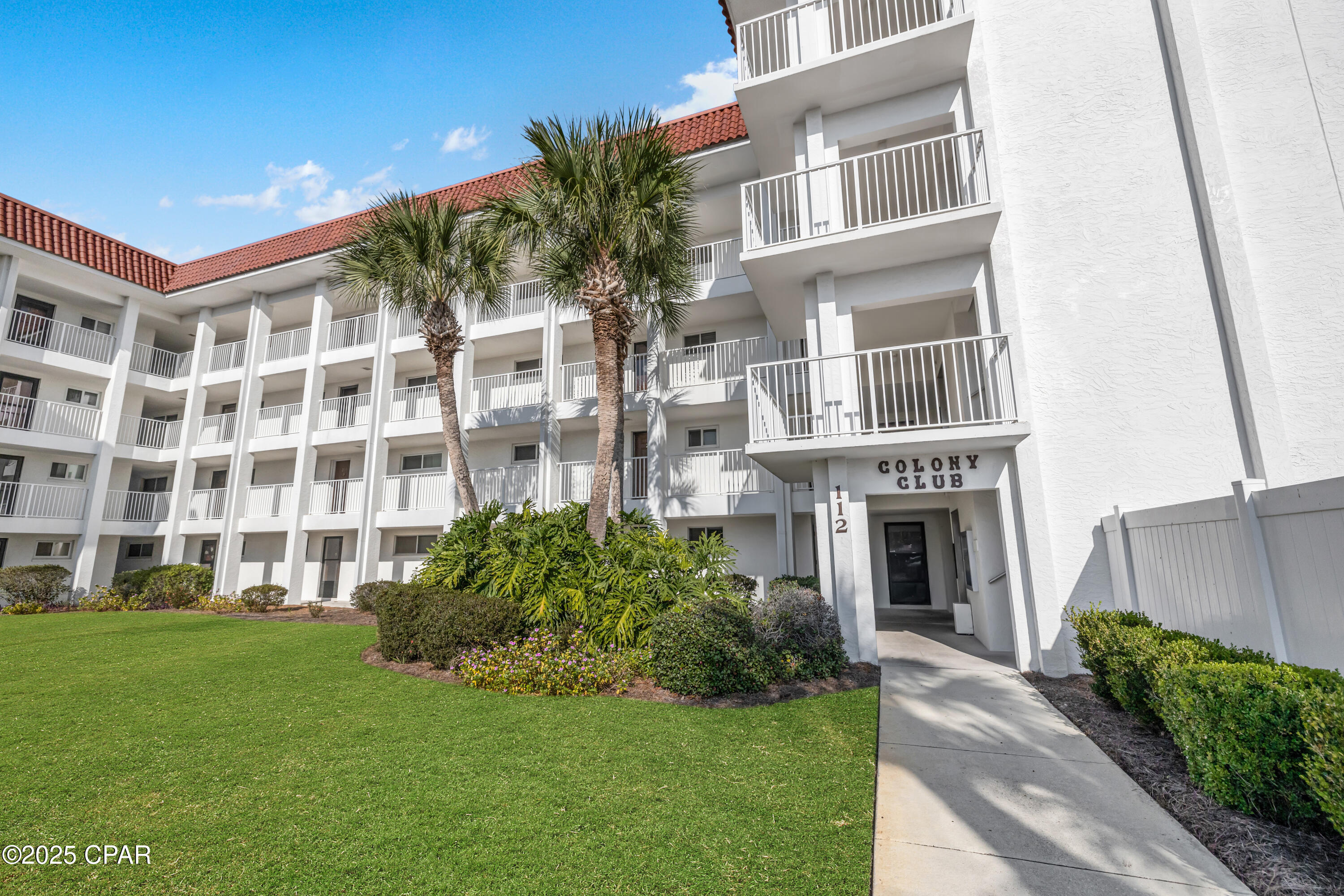 112 Fairway Boulevard 202