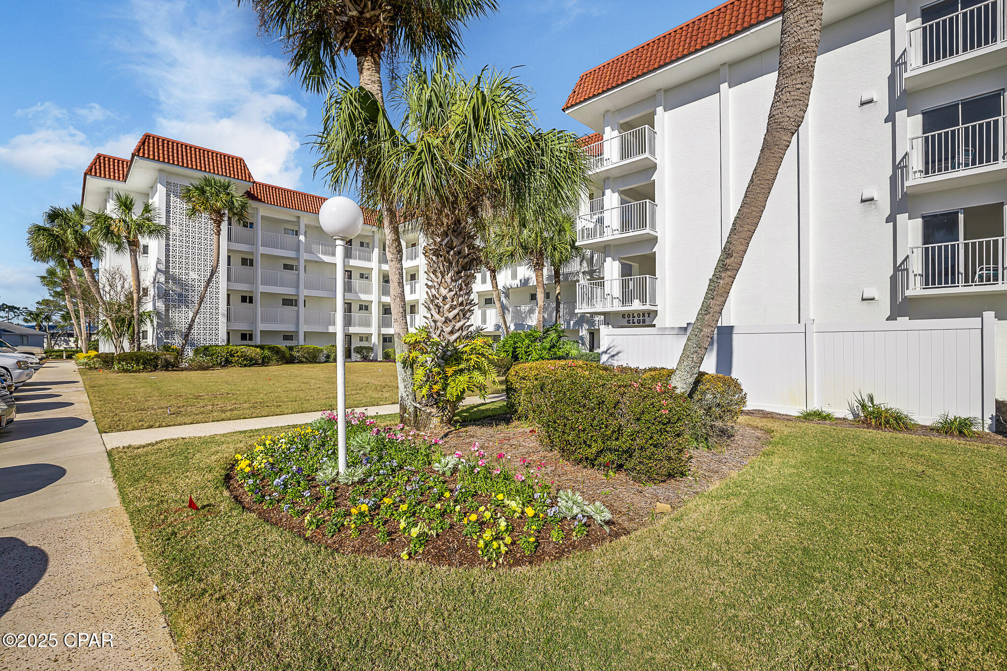 112 Fairway Boulevard 202