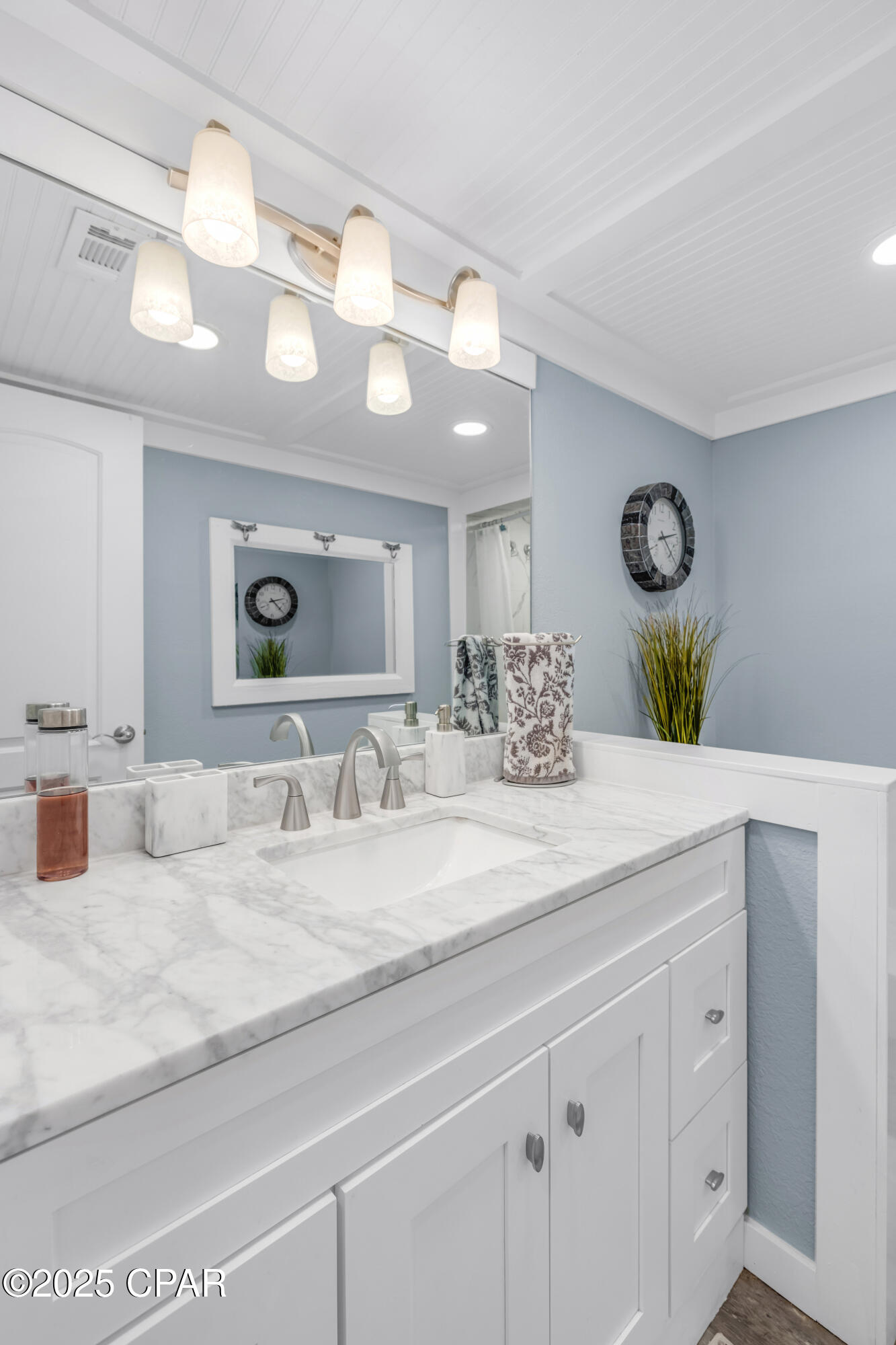 112 Fairway Boulevard 202