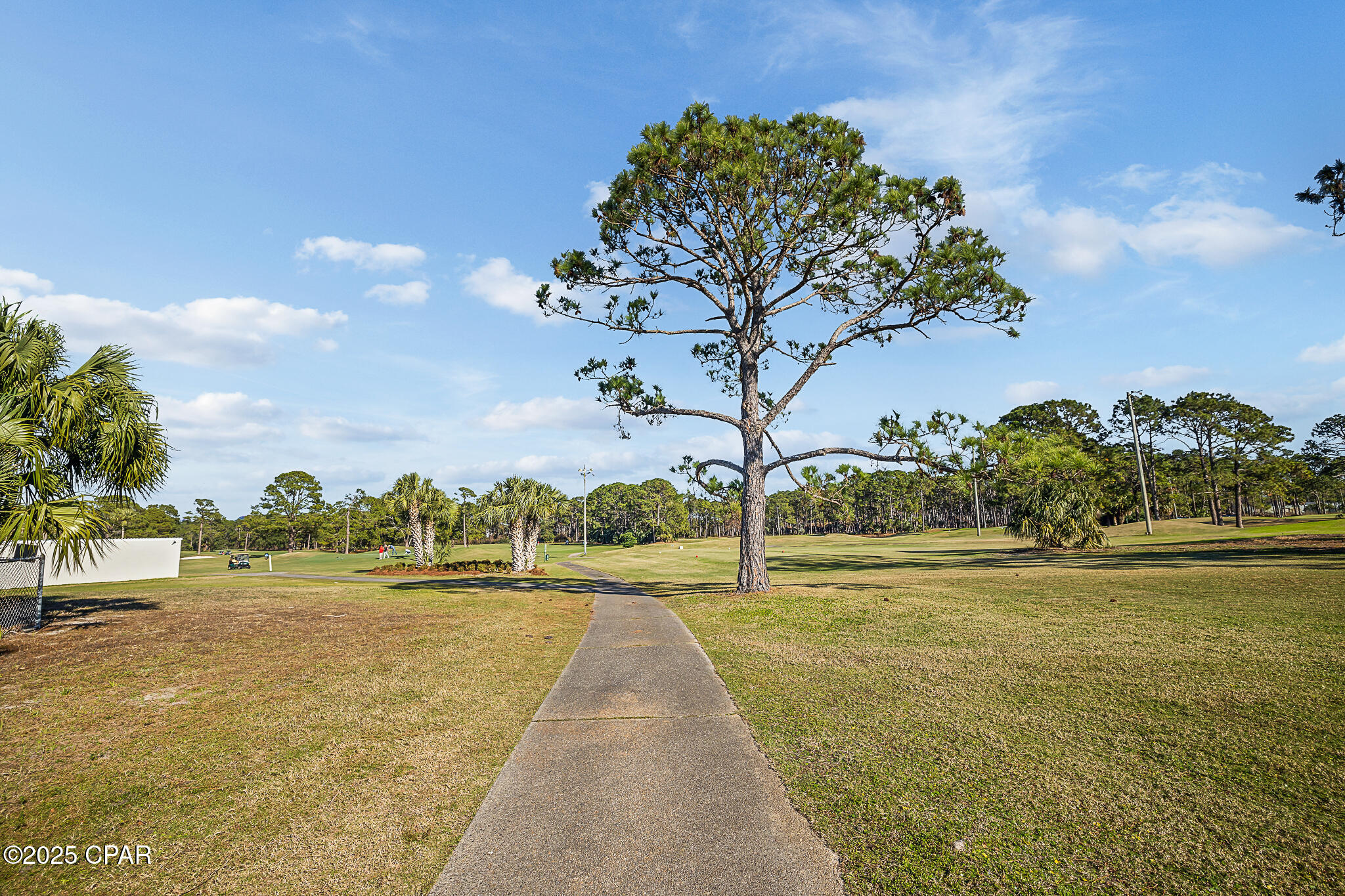 112 Fairway Boulevard 202