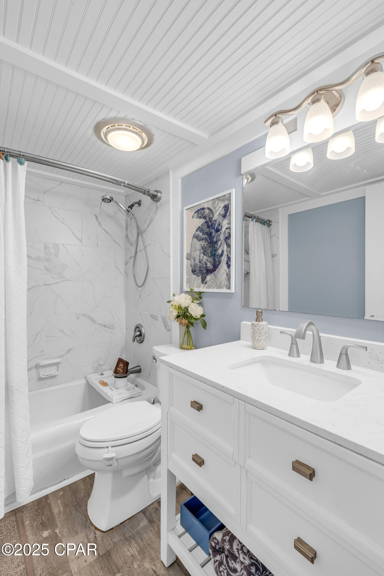 112 Fairway Boulevard 202