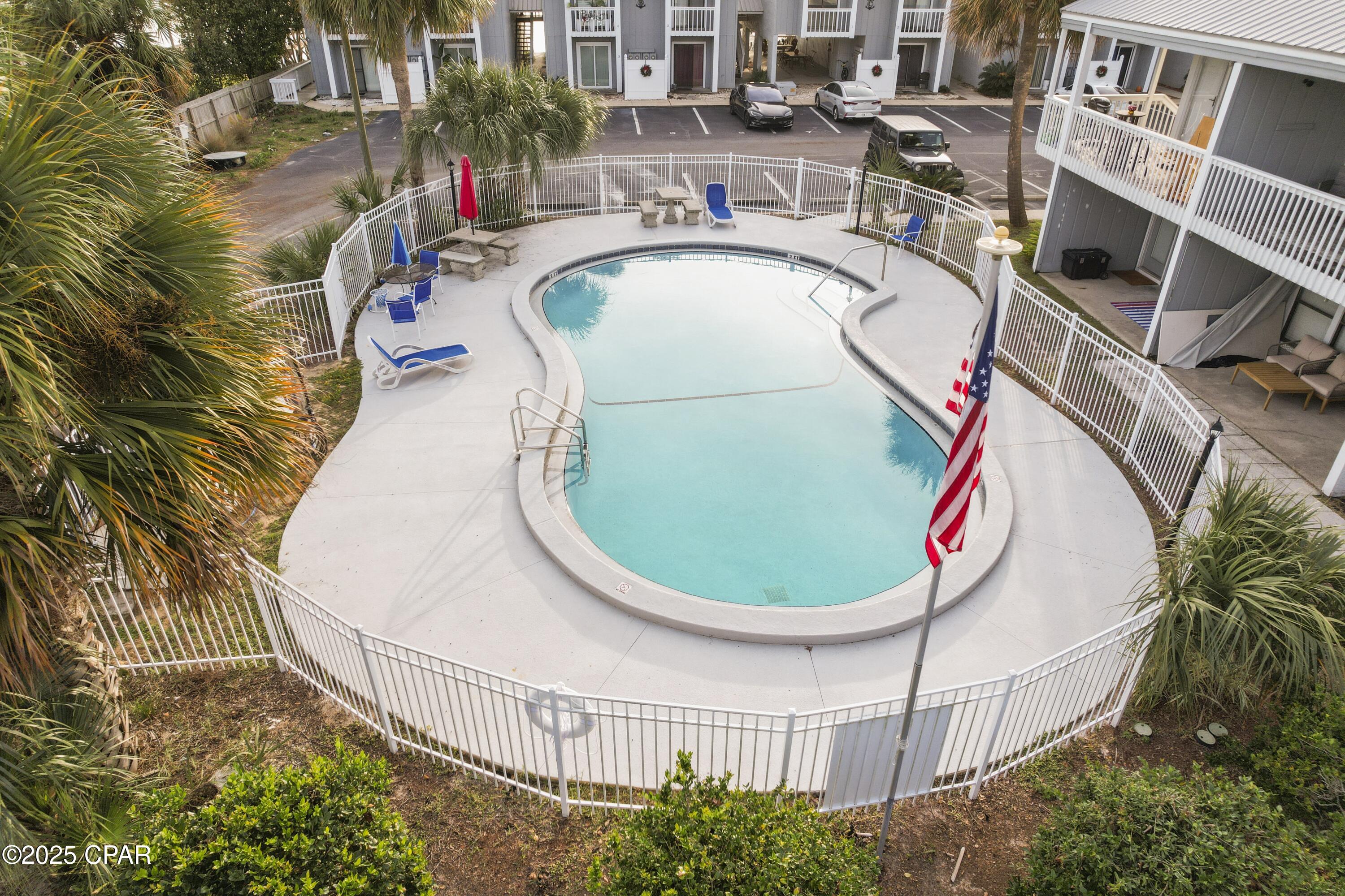 6909 N Lagoon Drive 3E