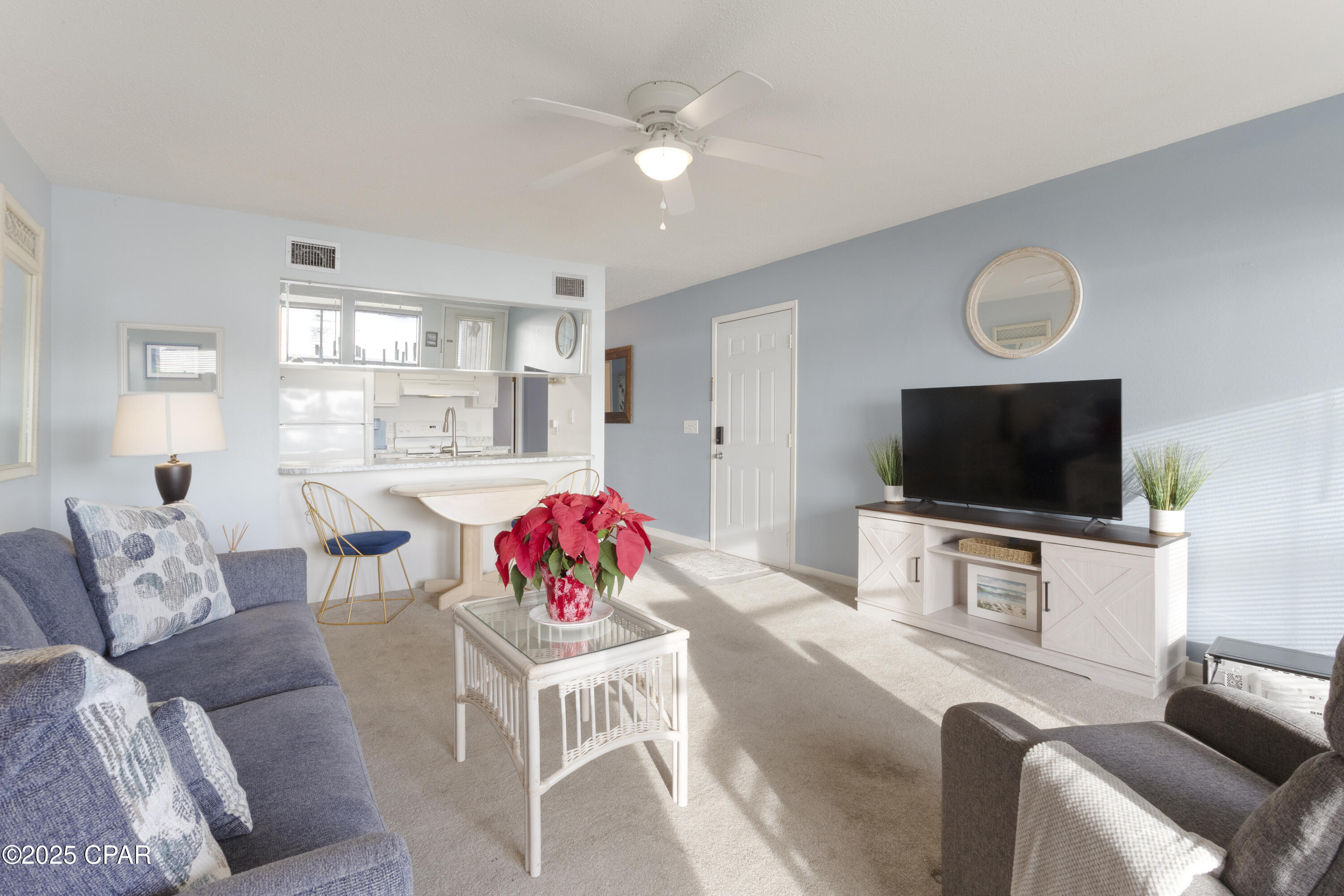 6909 N Lagoon Drive 3E