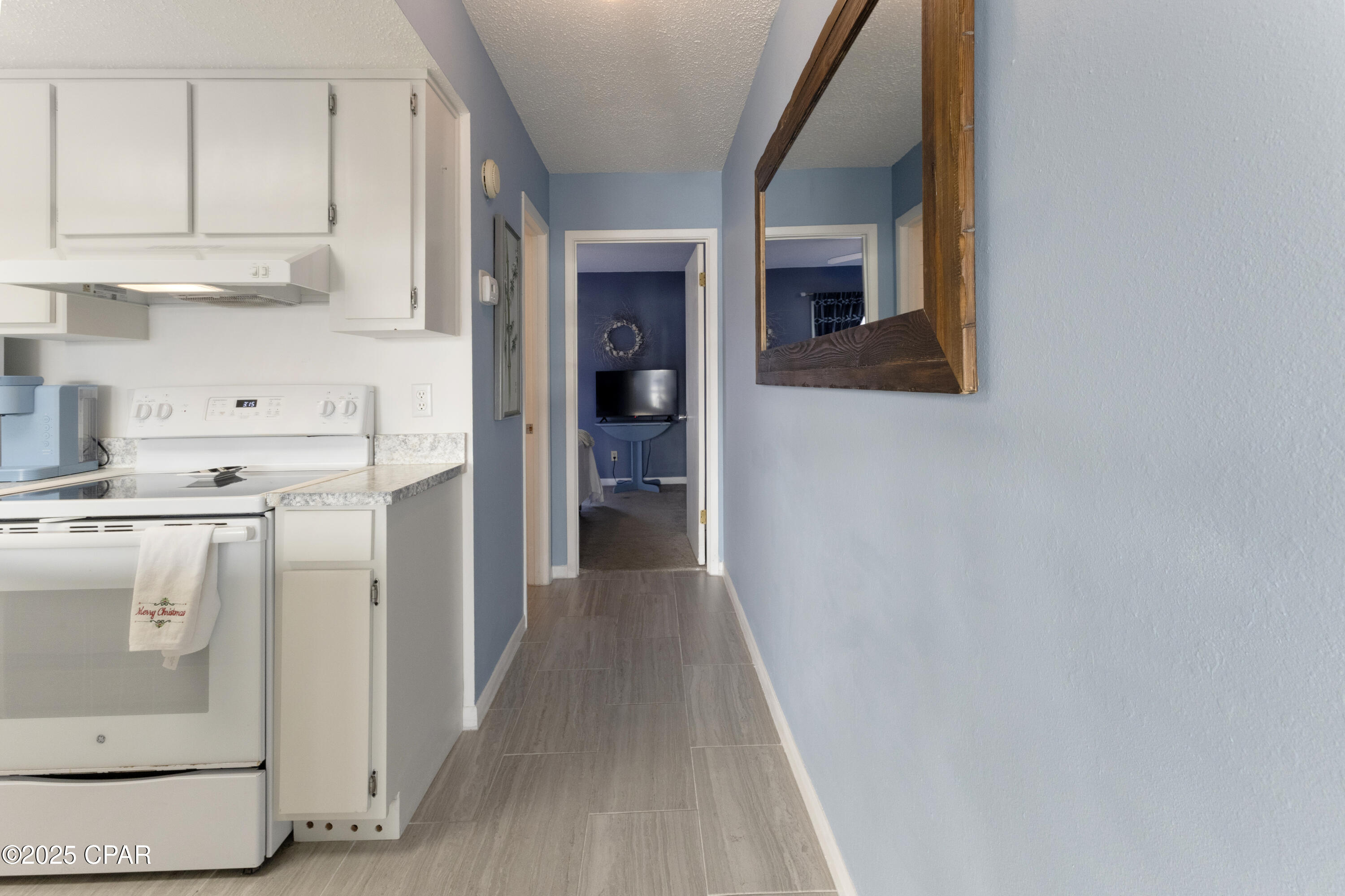 6909 N Lagoon Drive 3E