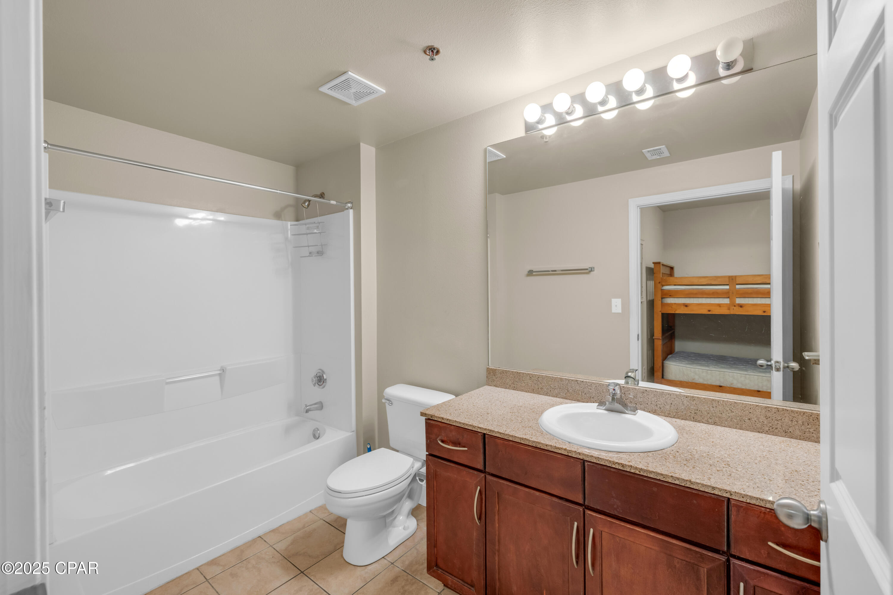 9902 S Thomas Drive 935