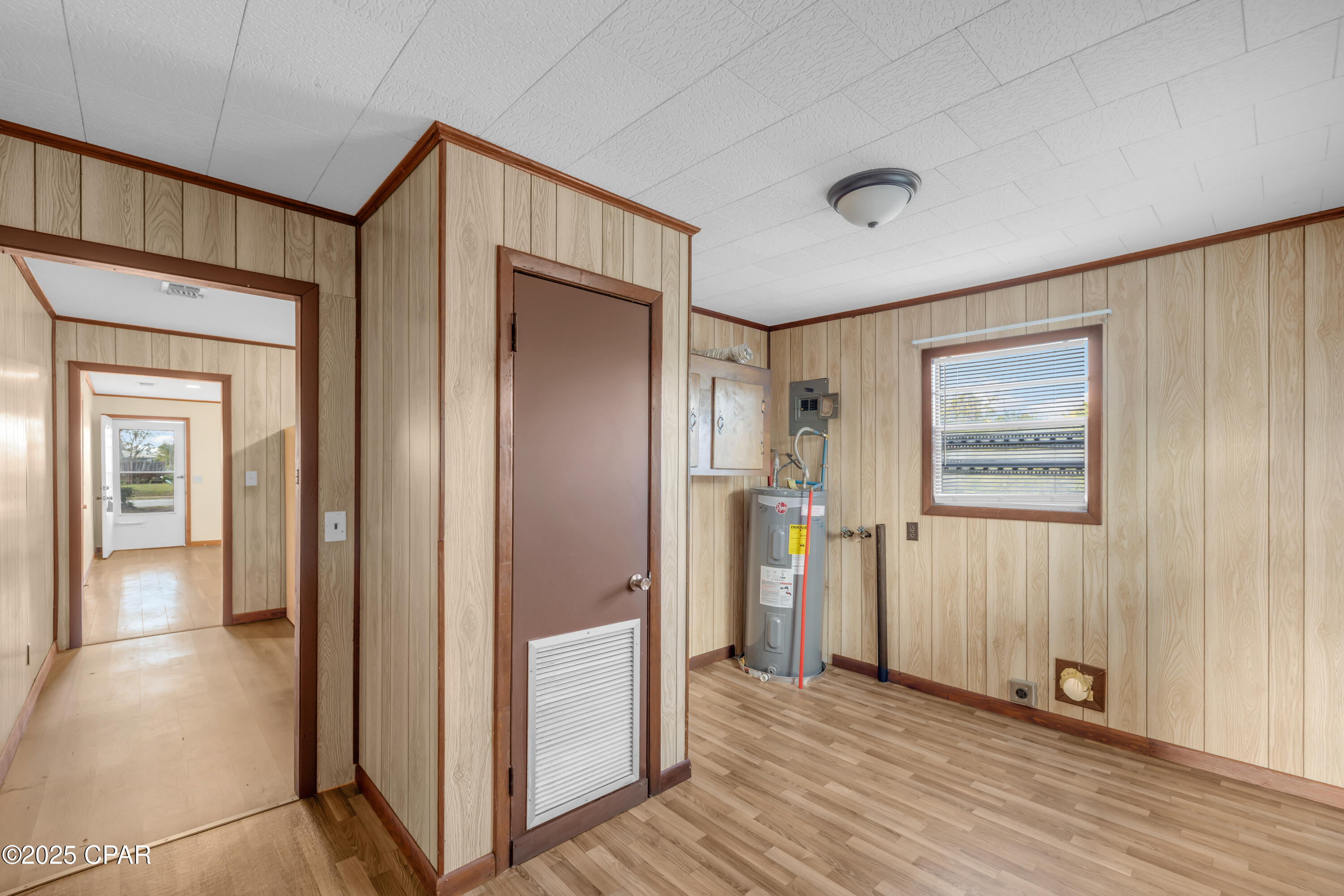 1332 N Palo Alto Avenue