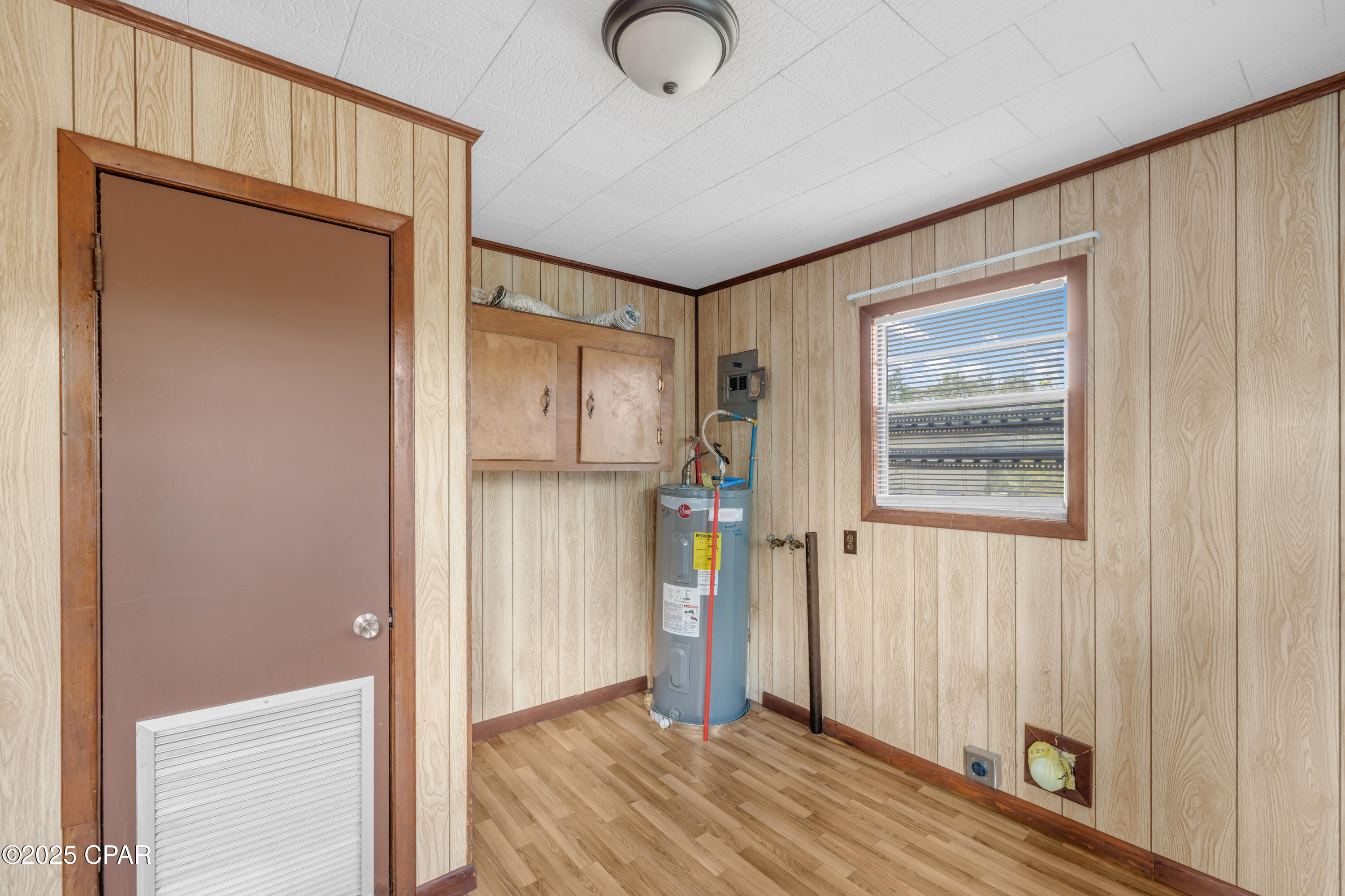 1332 N Palo Alto Avenue