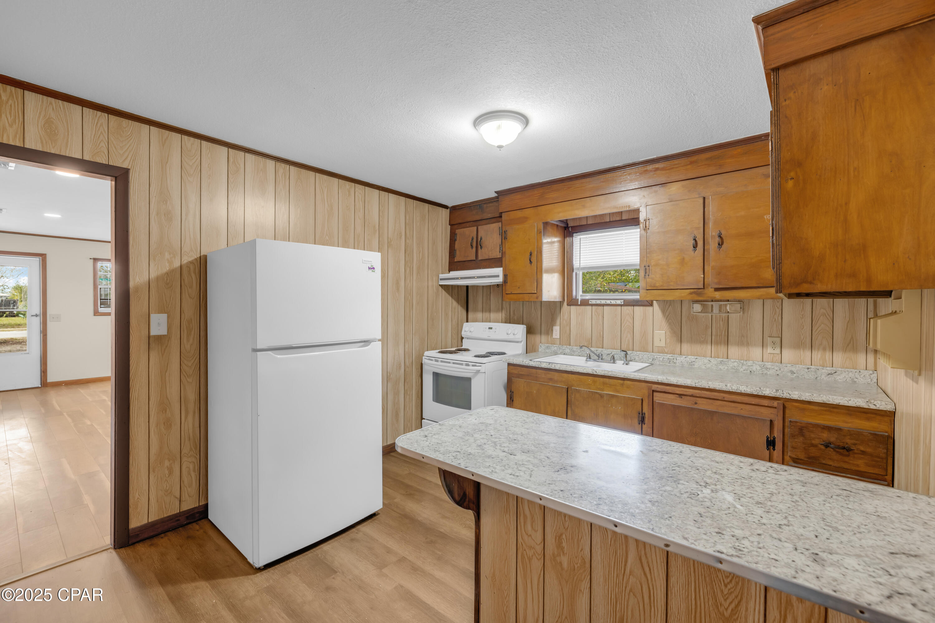 1332 N Palo Alto Avenue