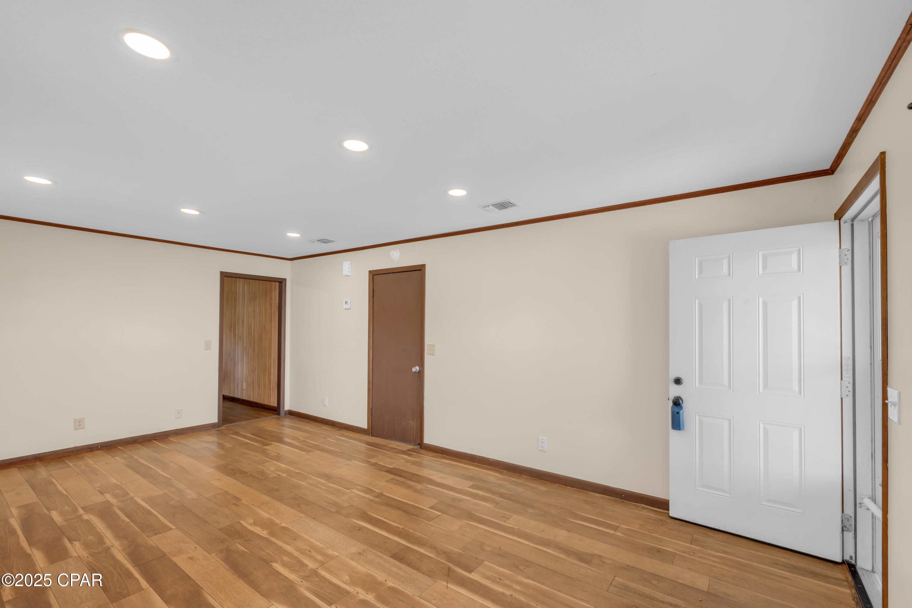 1332 N Palo Alto Avenue