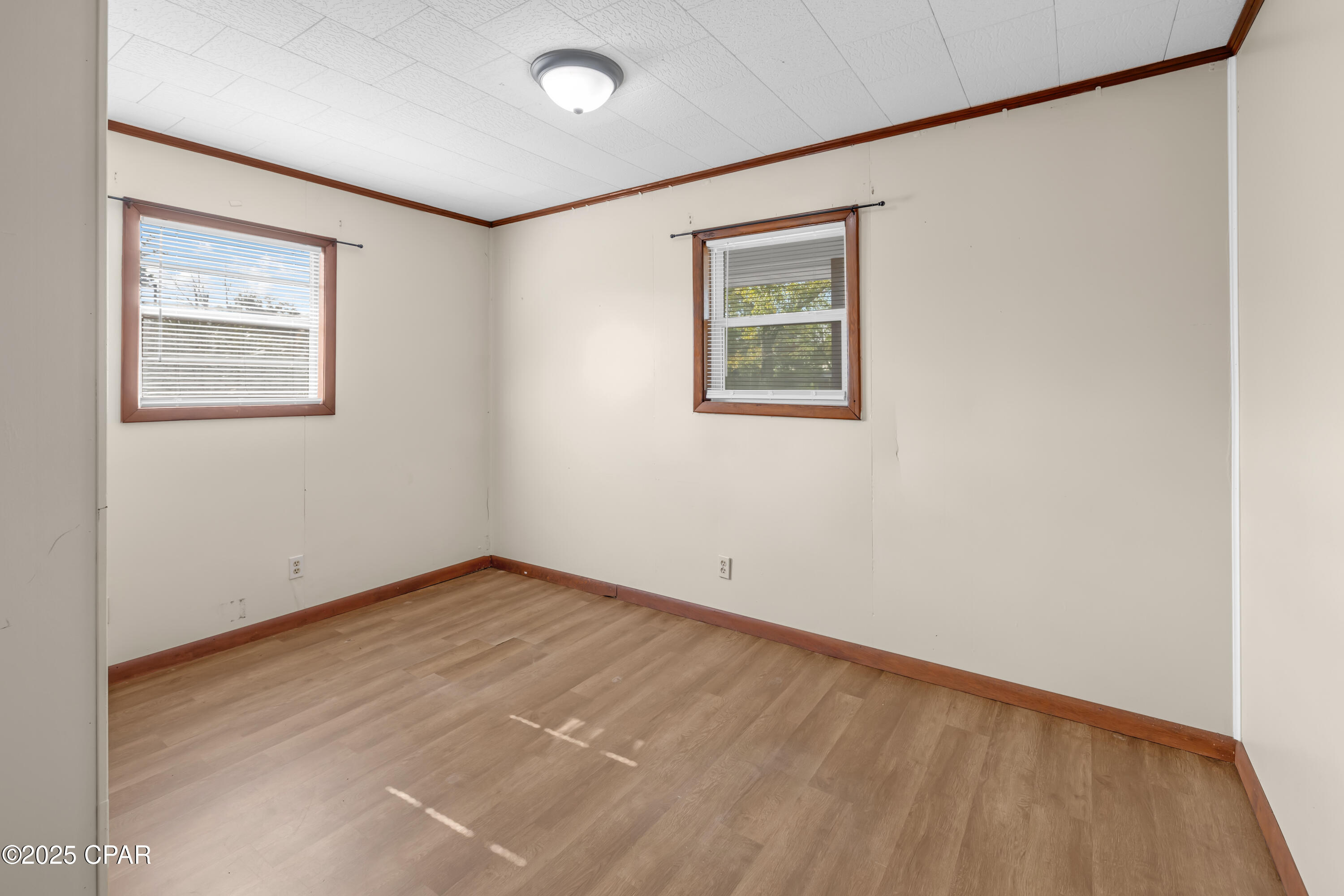 1332 N Palo Alto Avenue