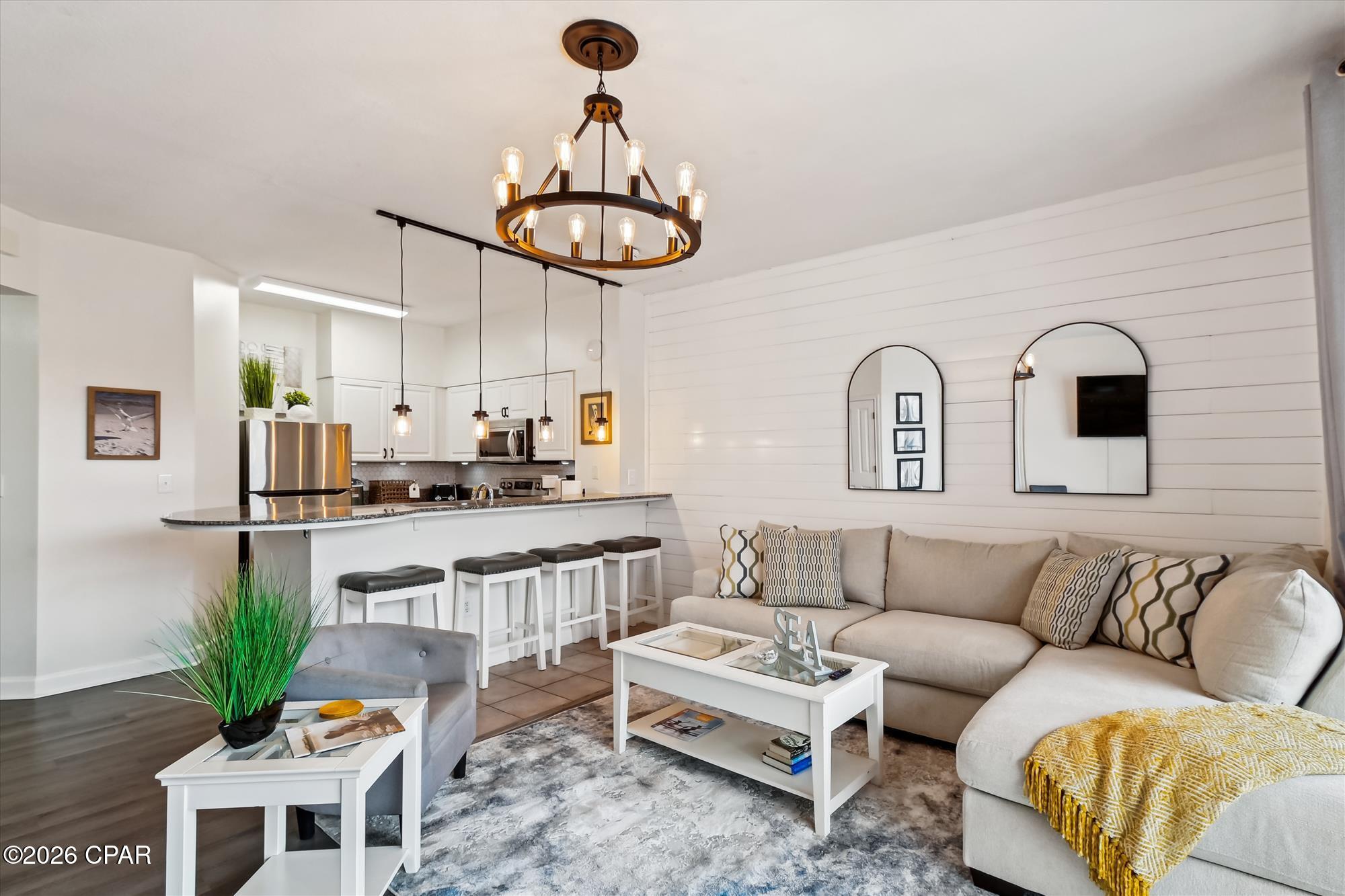 9900 S Thomas Drive 2123