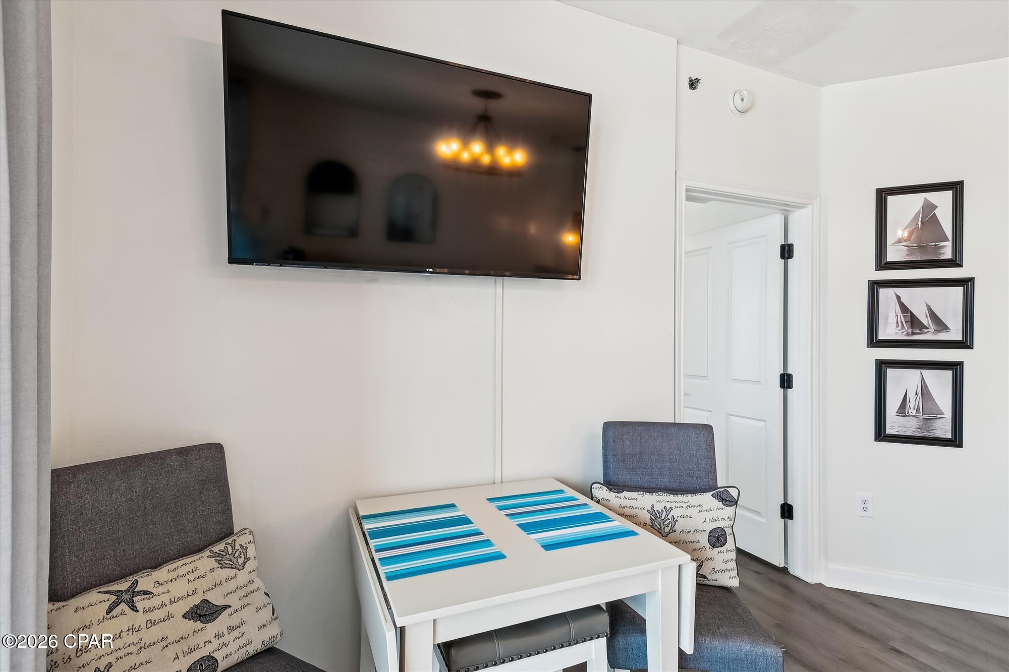 9900 S Thomas Drive 2123