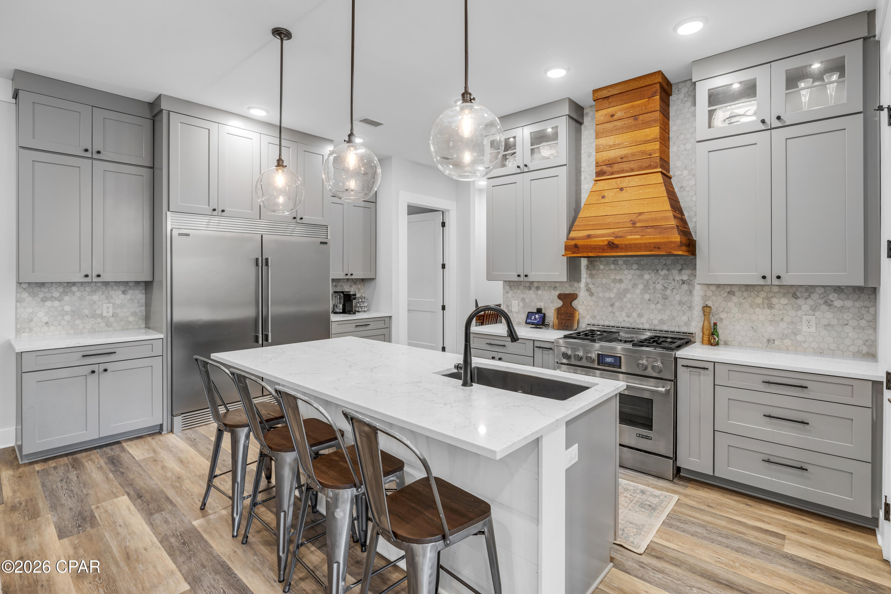 6406 River Bluff Trail