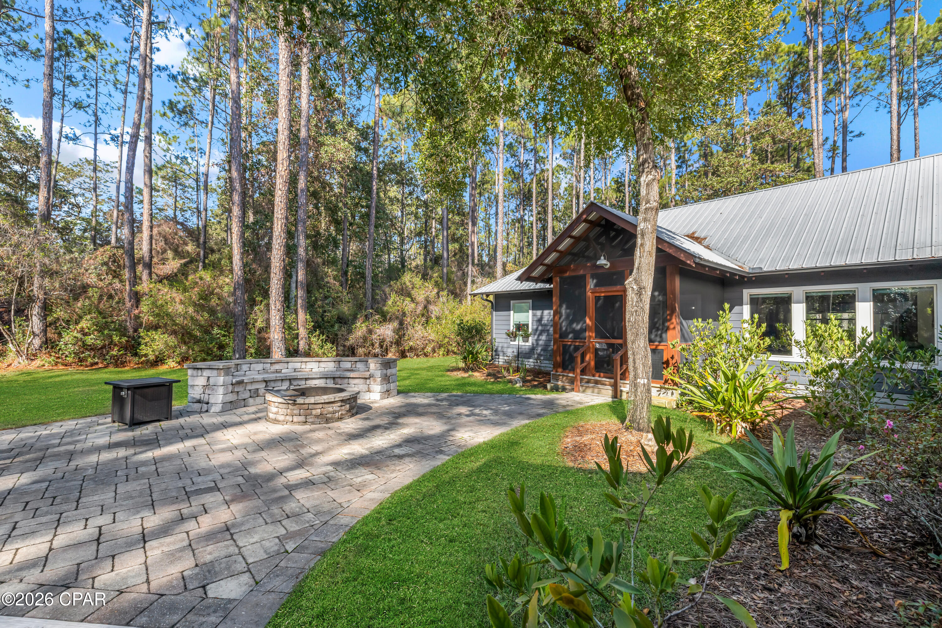 6406 River Bluff Trail