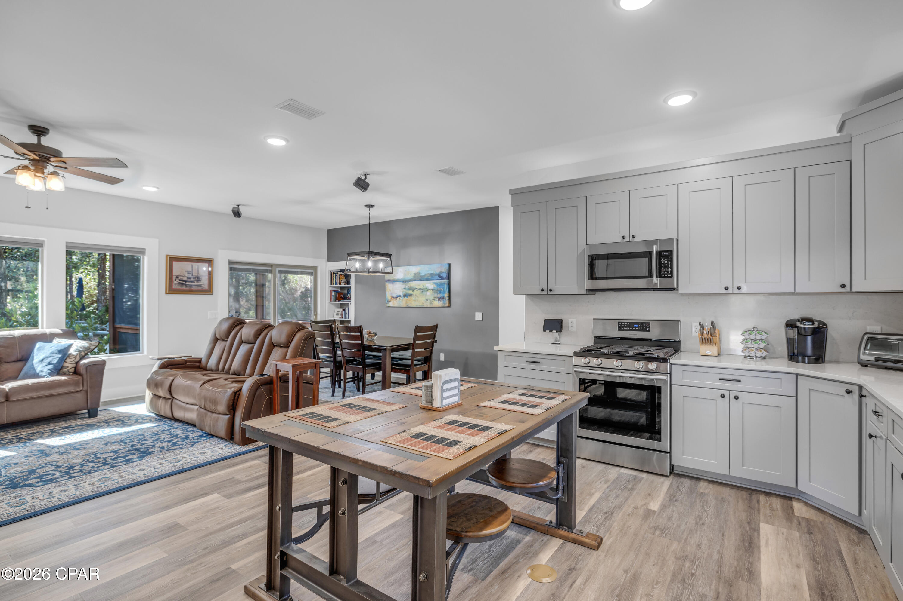 6406 River Bluff Trail