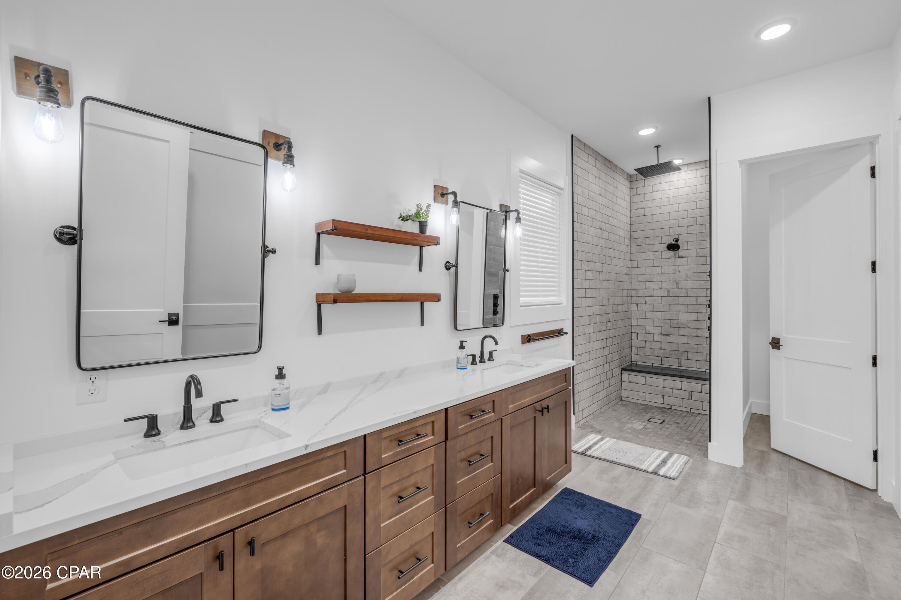 6406 River Bluff Trail