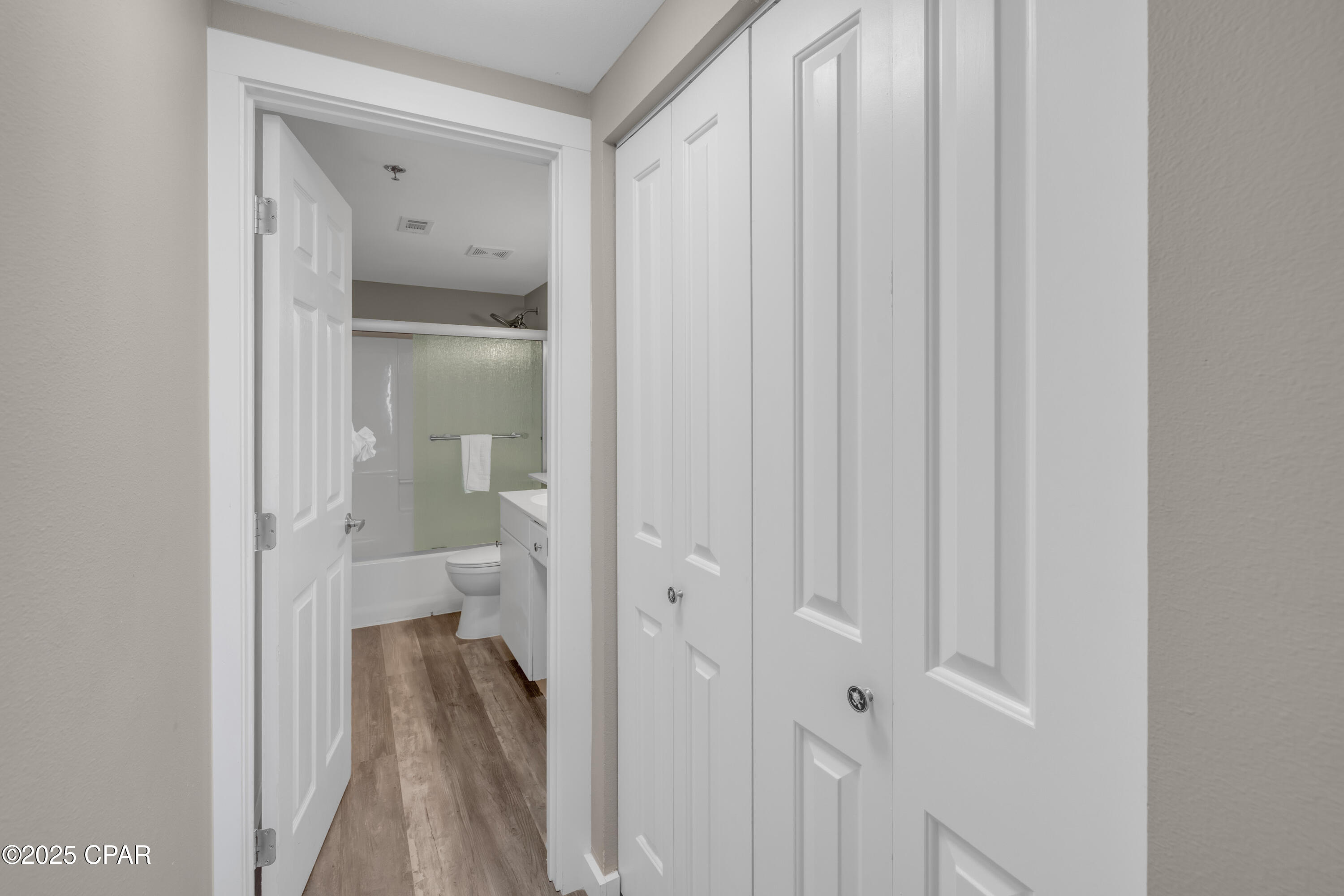 9900 S Thomas Drive 1817