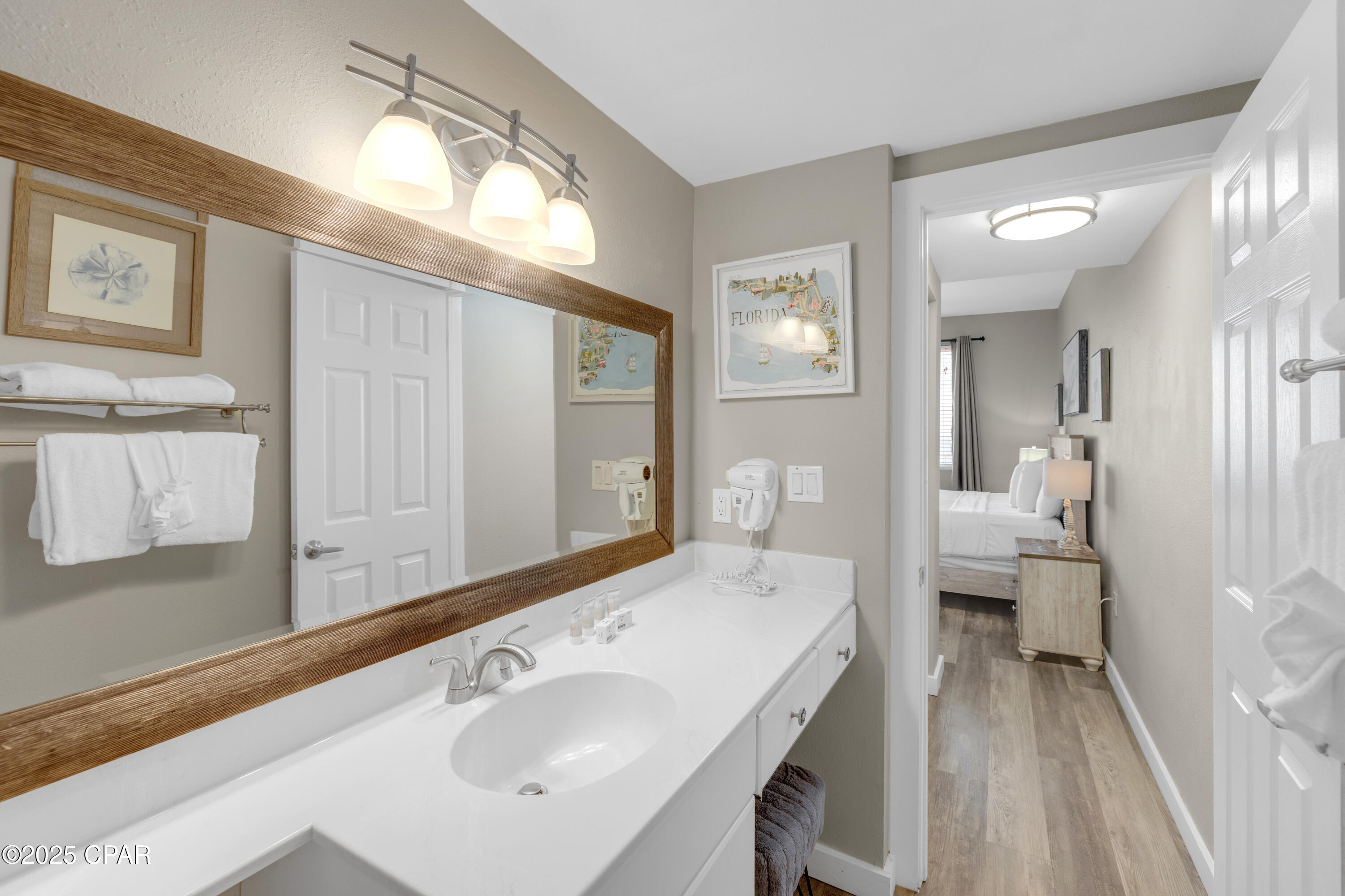 9900 S Thomas Drive 1817