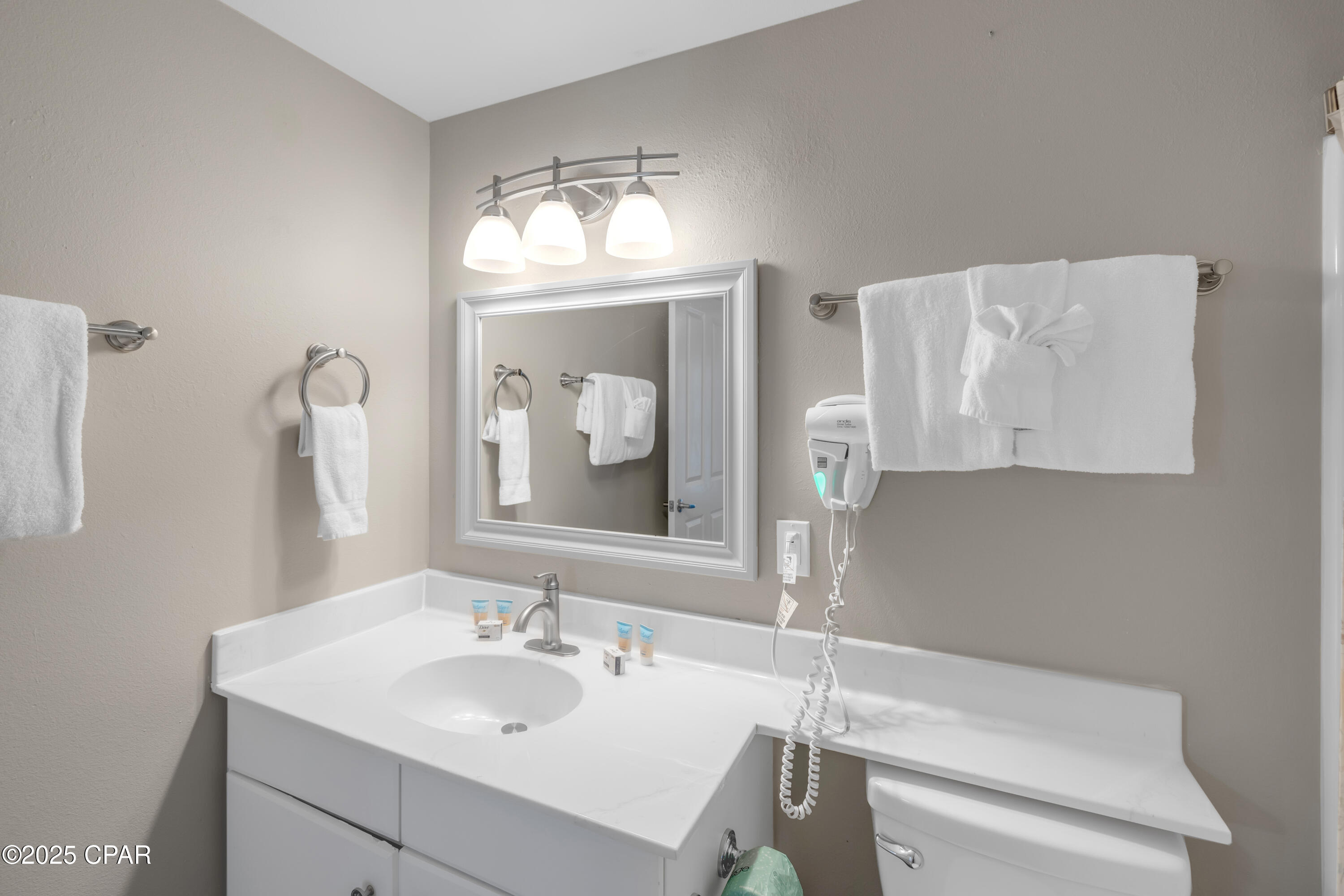 9900 S Thomas Drive 1817