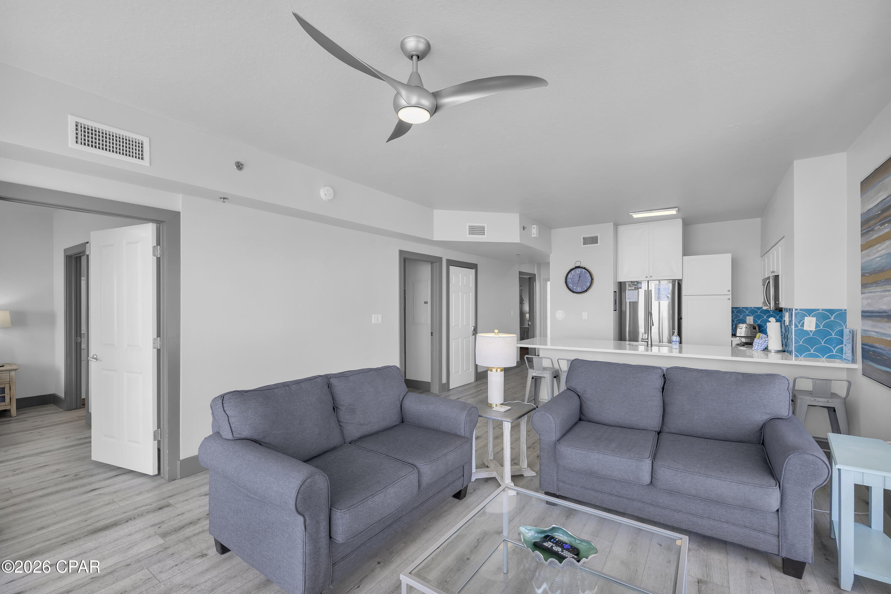 9900 S Thomas Drive 2003