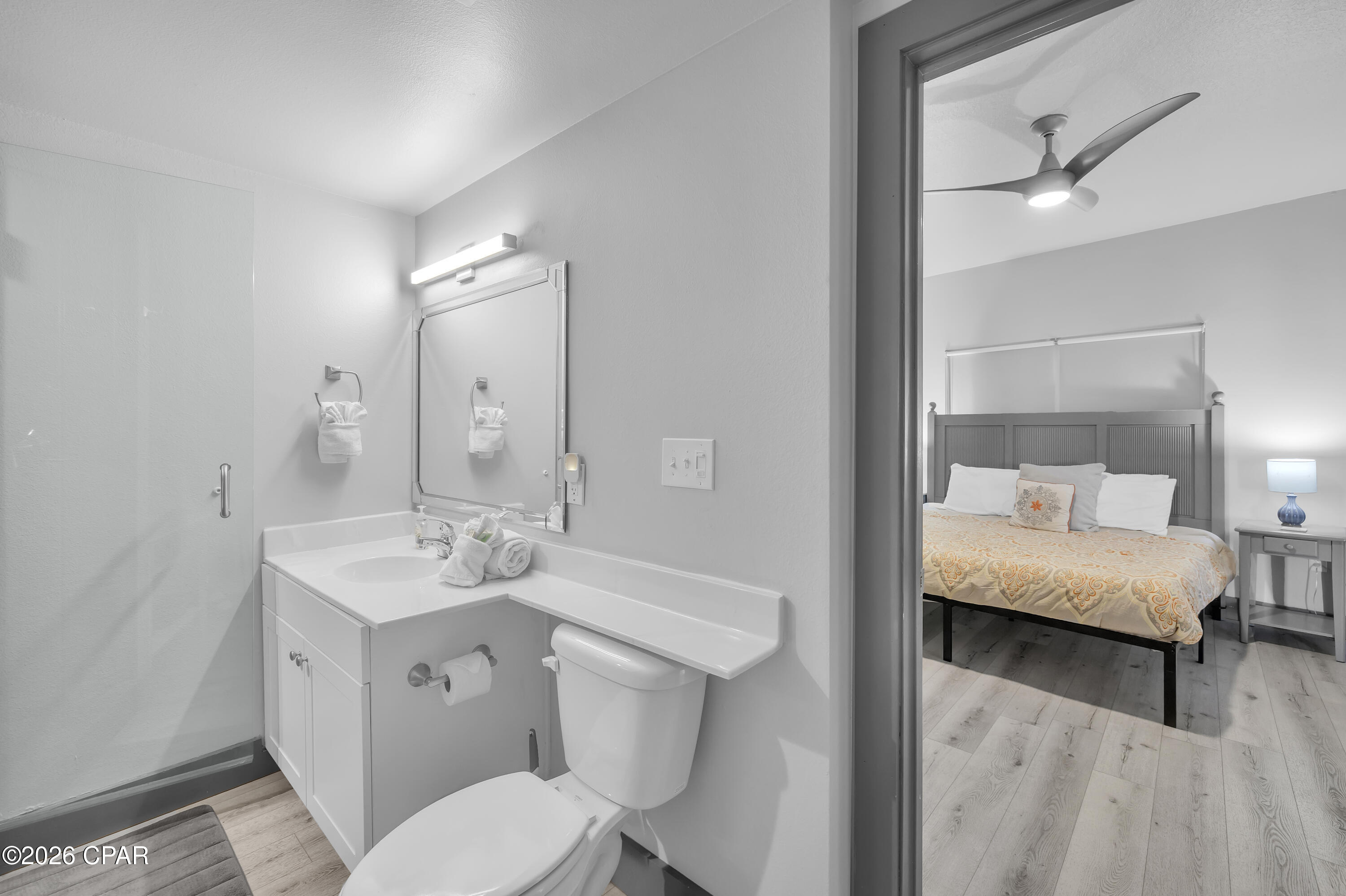 9900 S Thomas Drive 2003