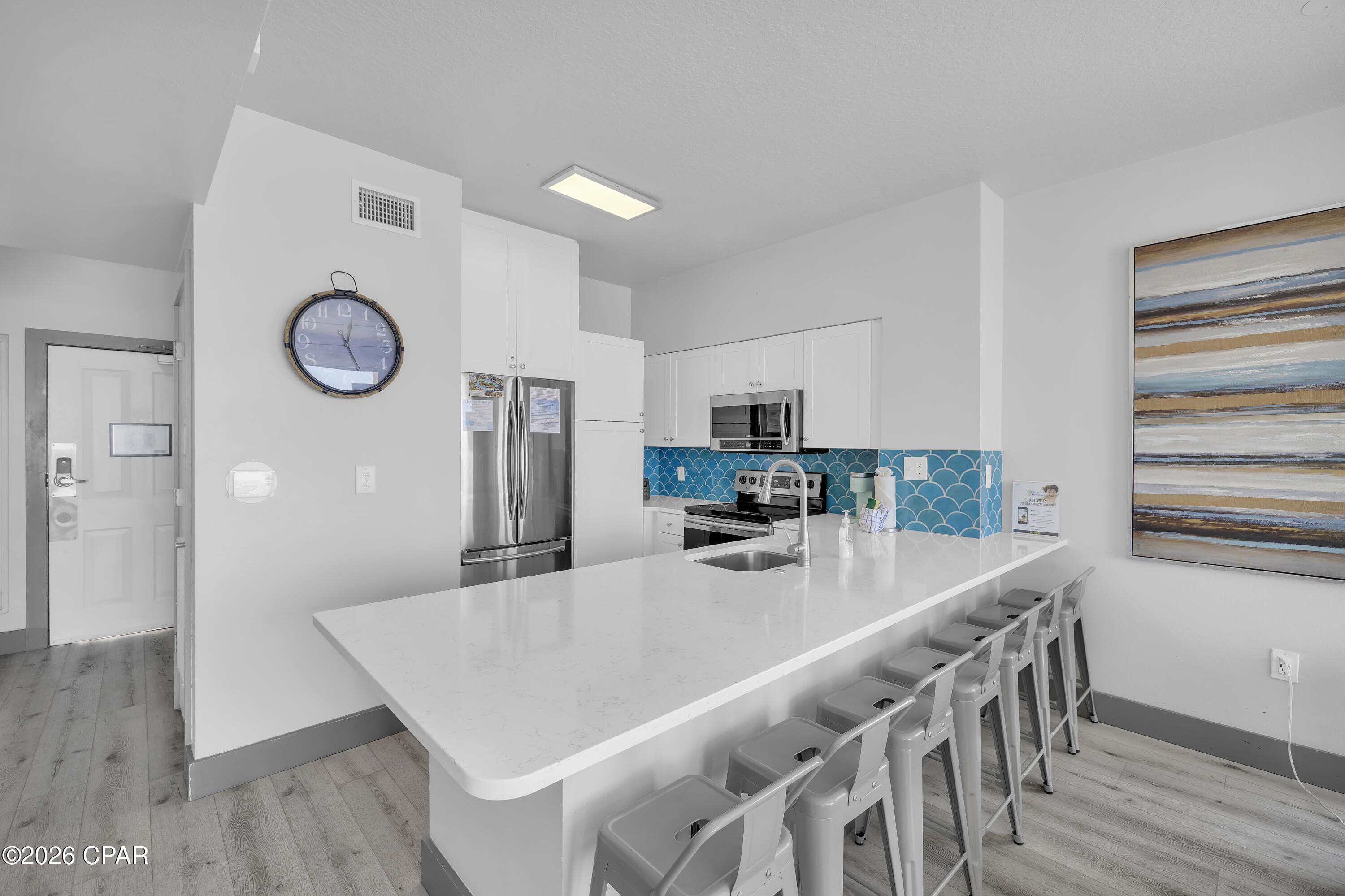 9900 S Thomas Drive 2003