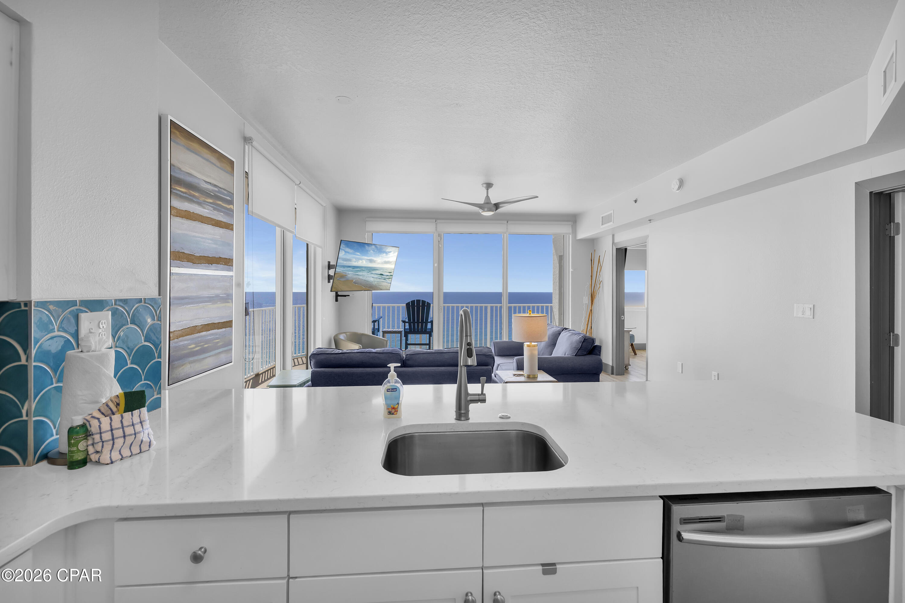 9900 S Thomas Drive 2003