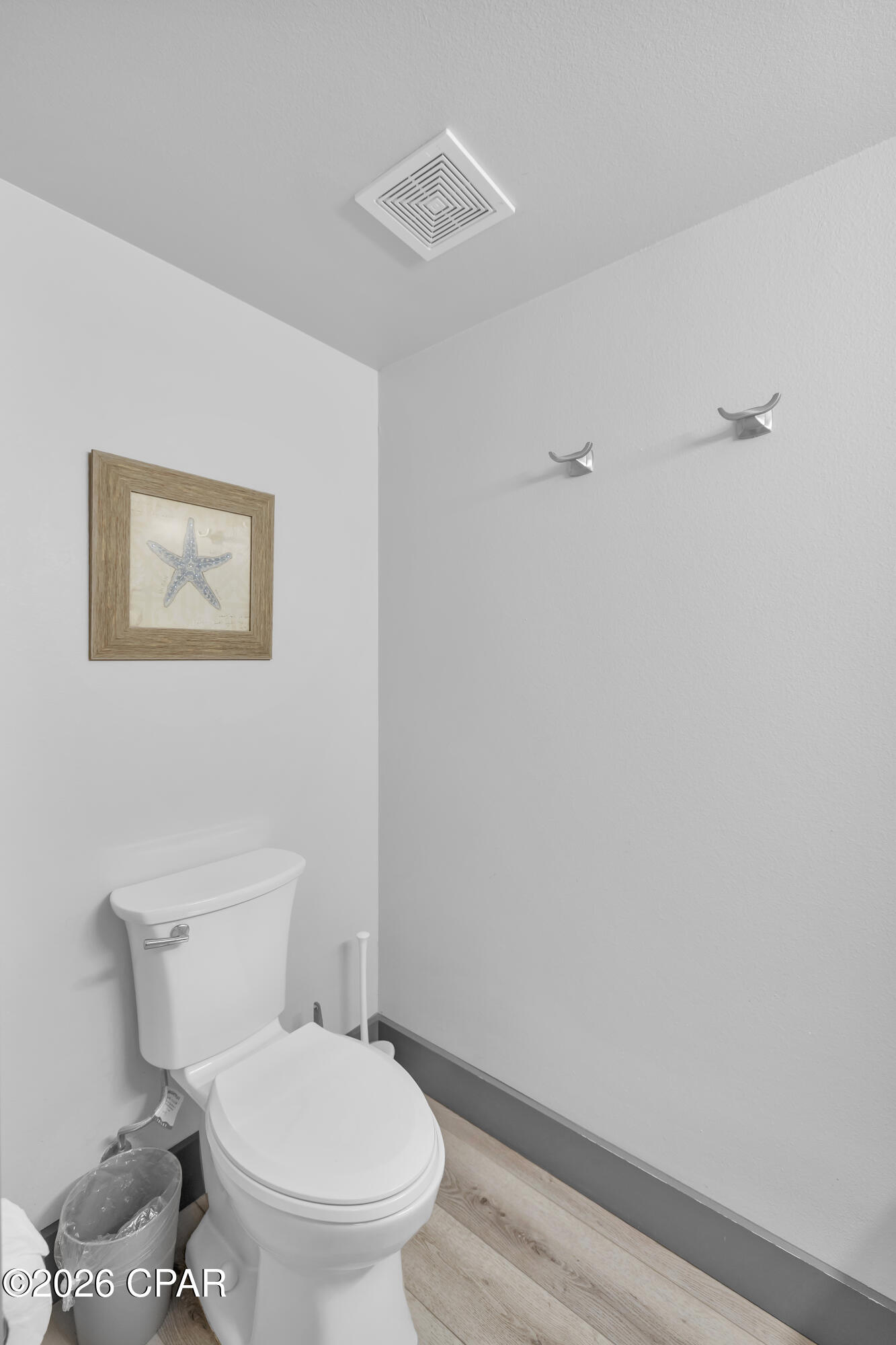 9900 S Thomas Drive 2003