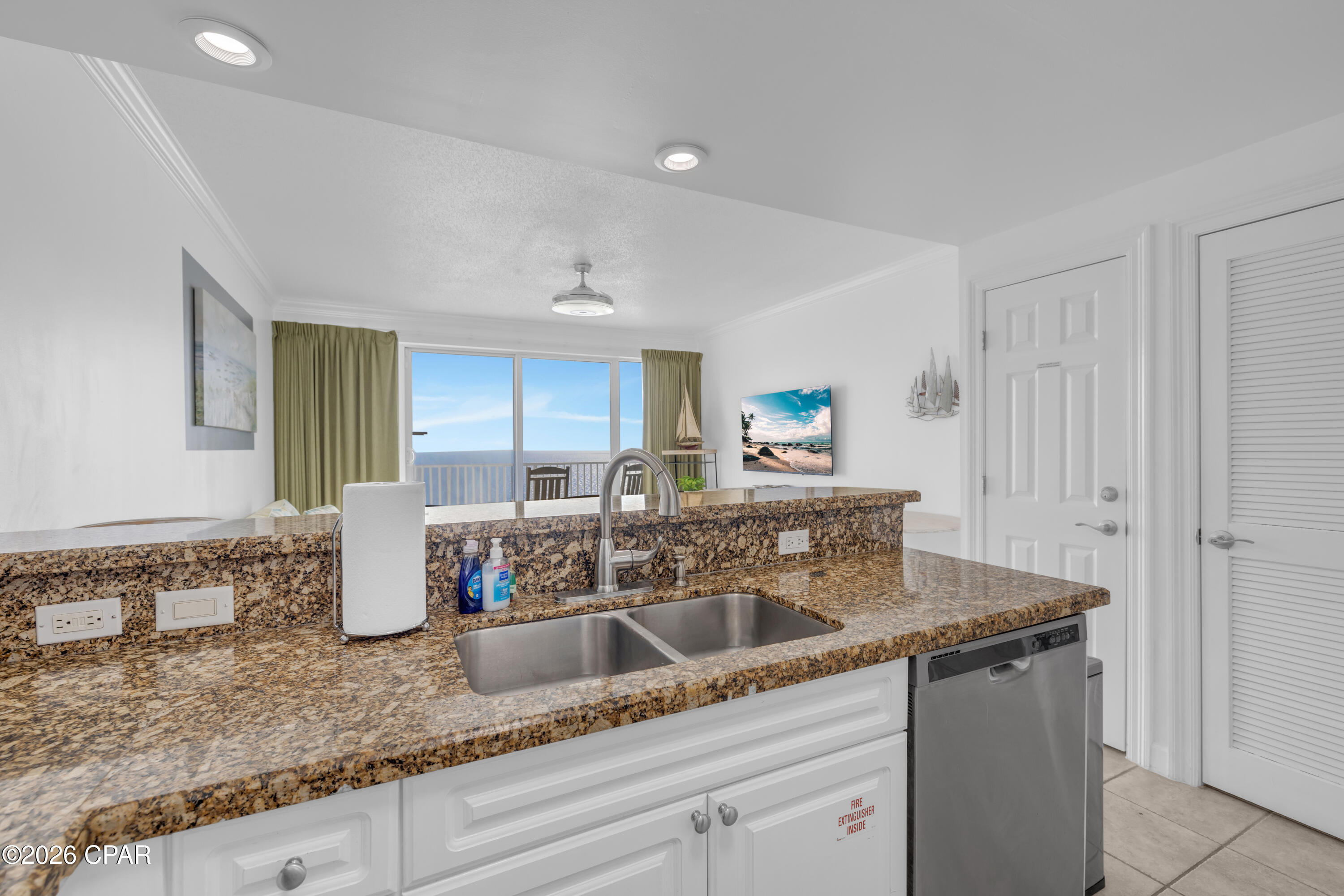 9450 S Thomas Drive 2106D