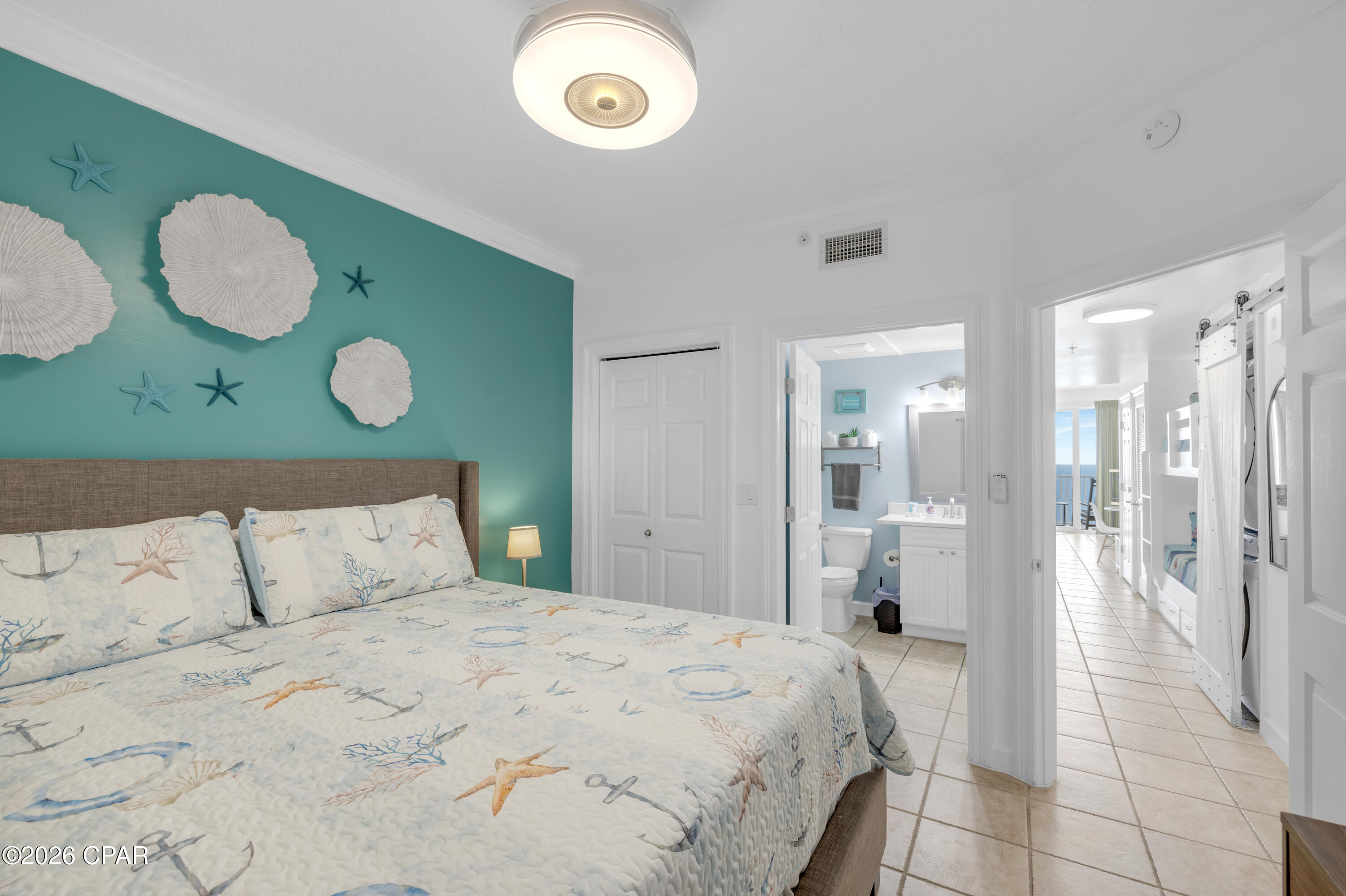 9450 S Thomas Drive 2106D