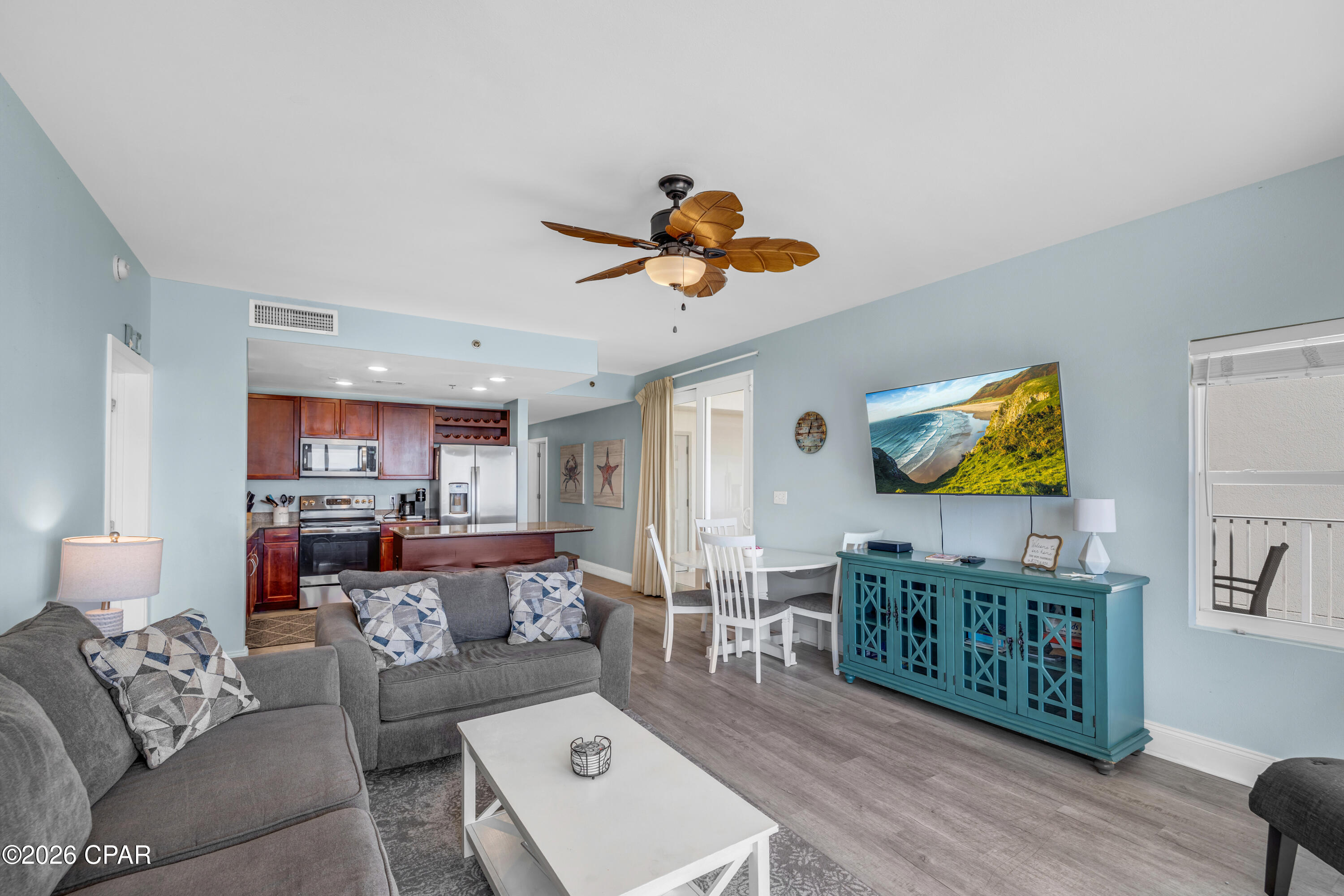 9860 S Thomas Drive 501