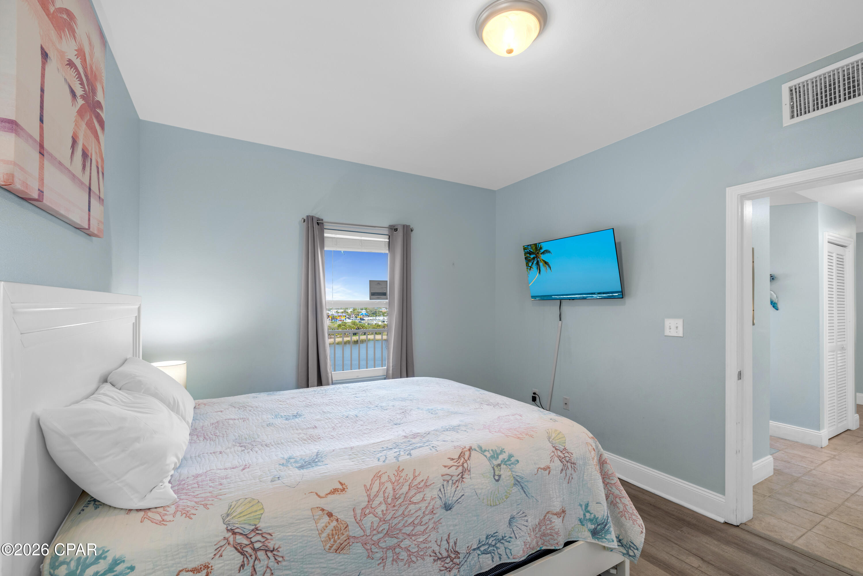 9860 S Thomas Drive 501