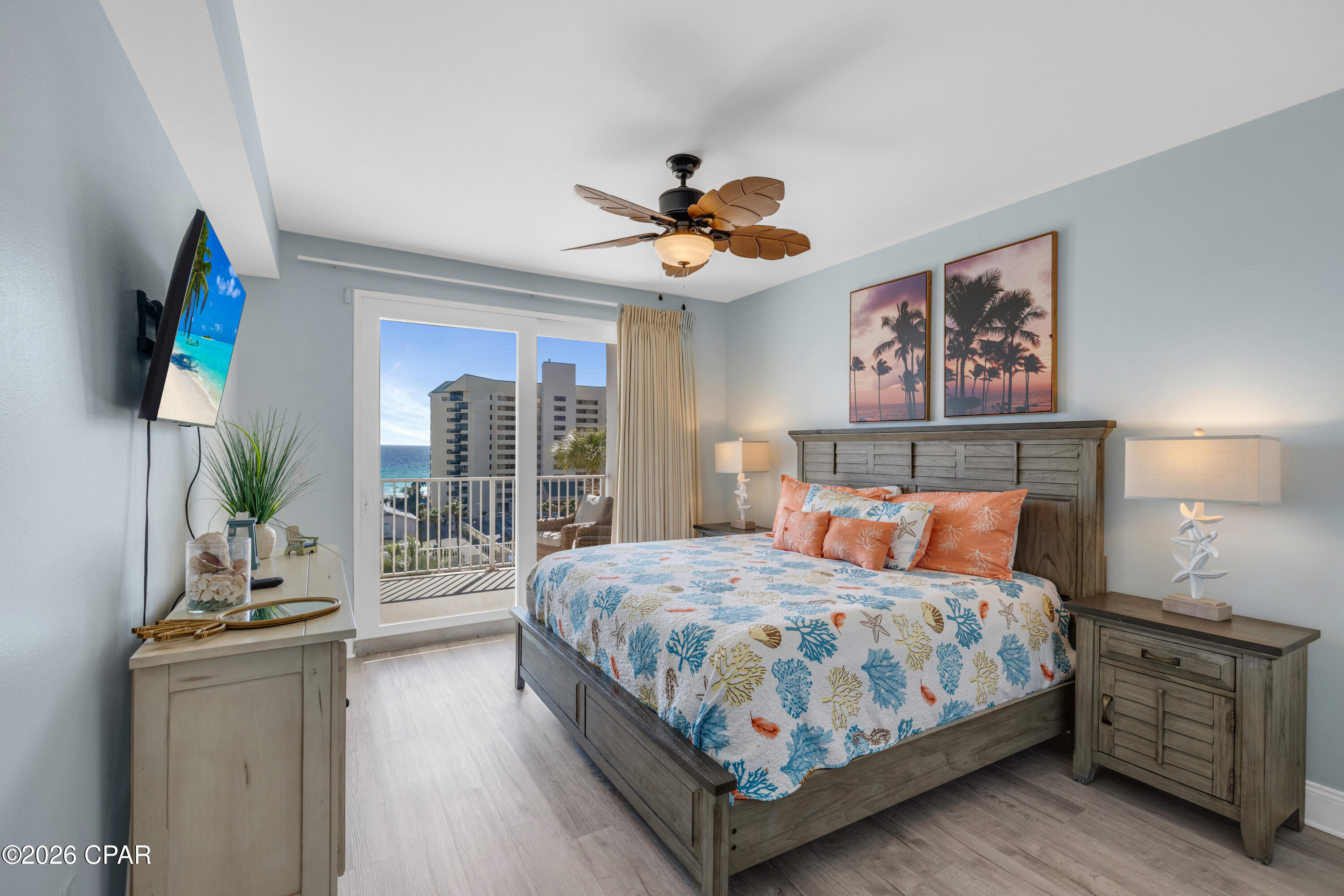 9860 S Thomas Drive 501