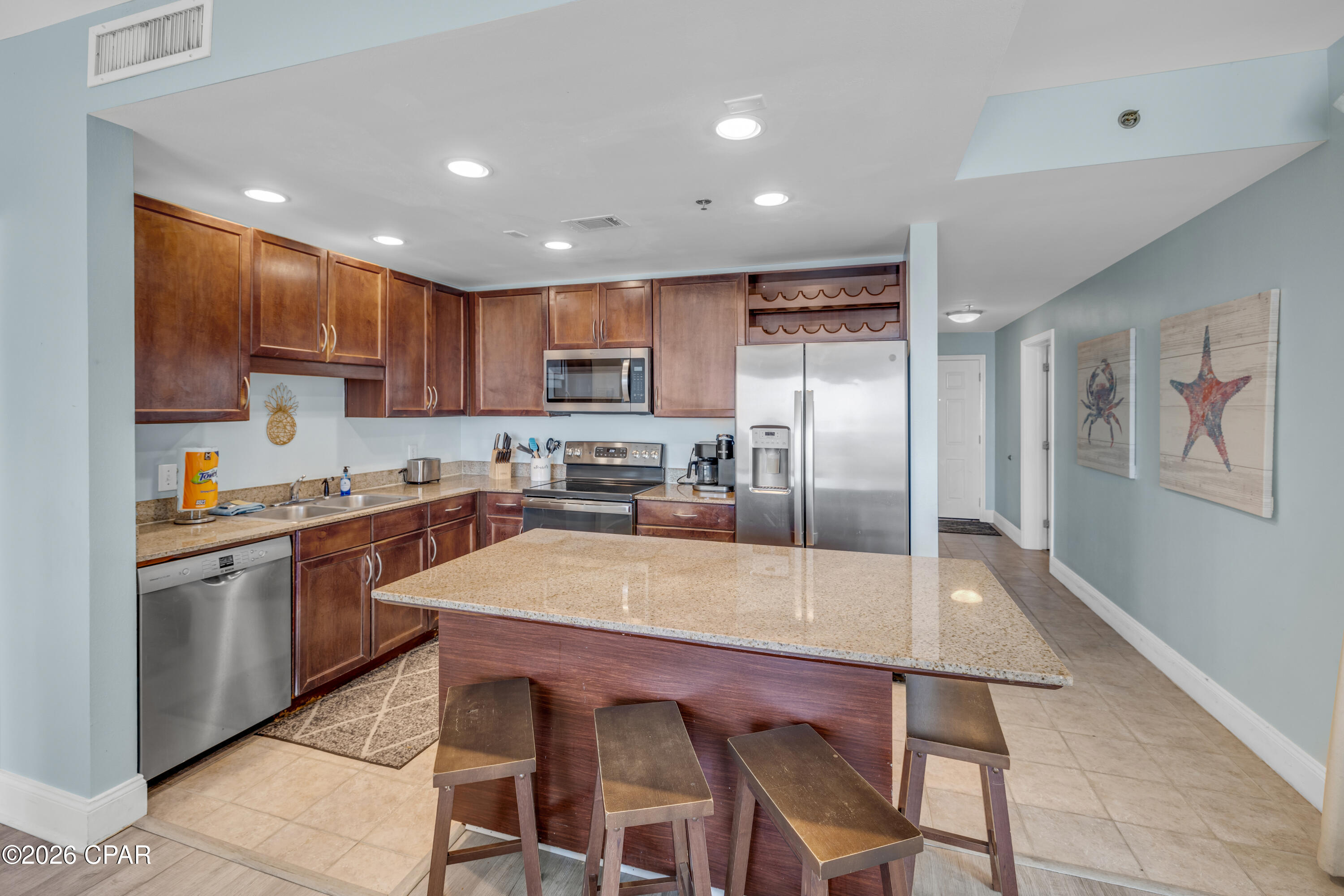 9860 S Thomas Drive 501