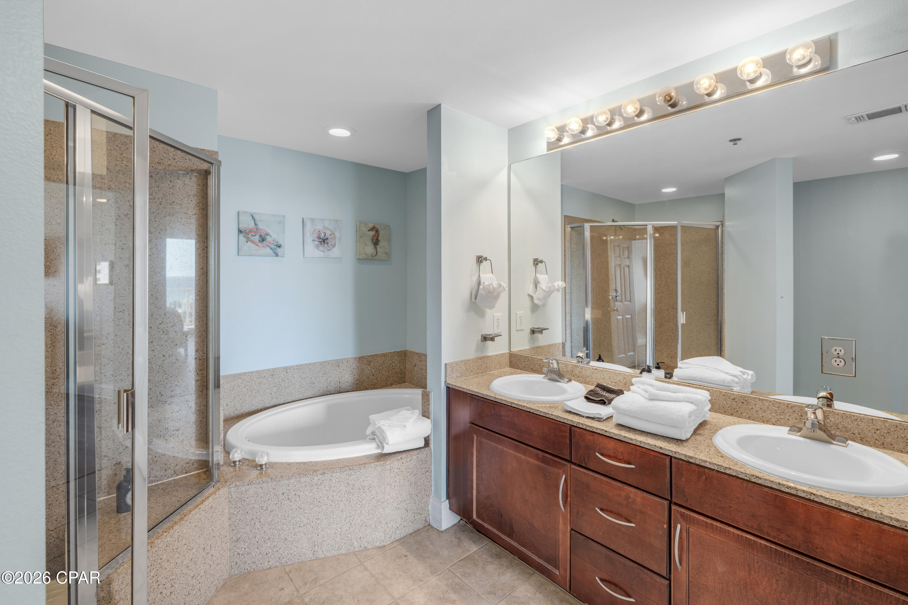 9860 S Thomas Drive 501