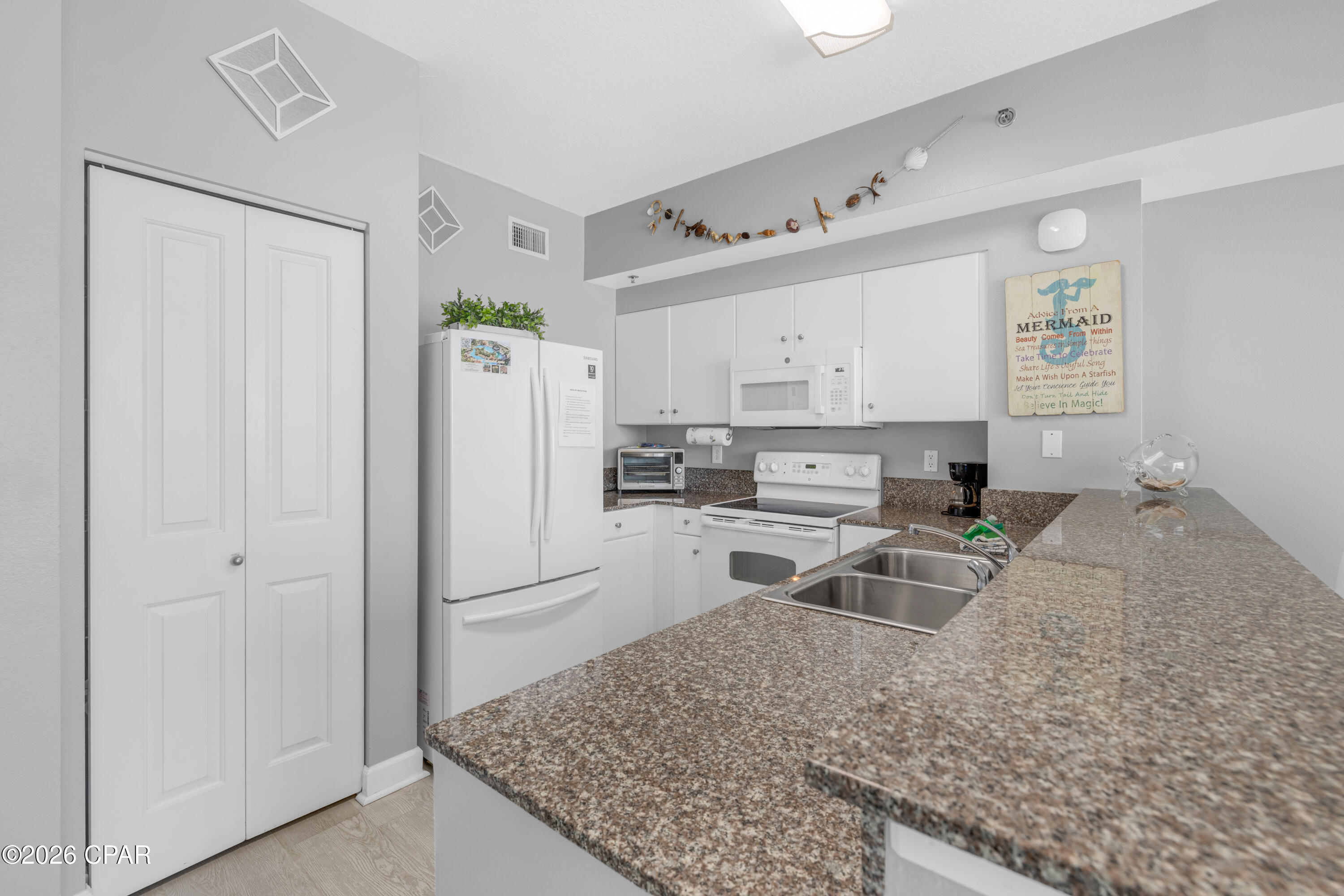 9900 S Thomas Drive 330