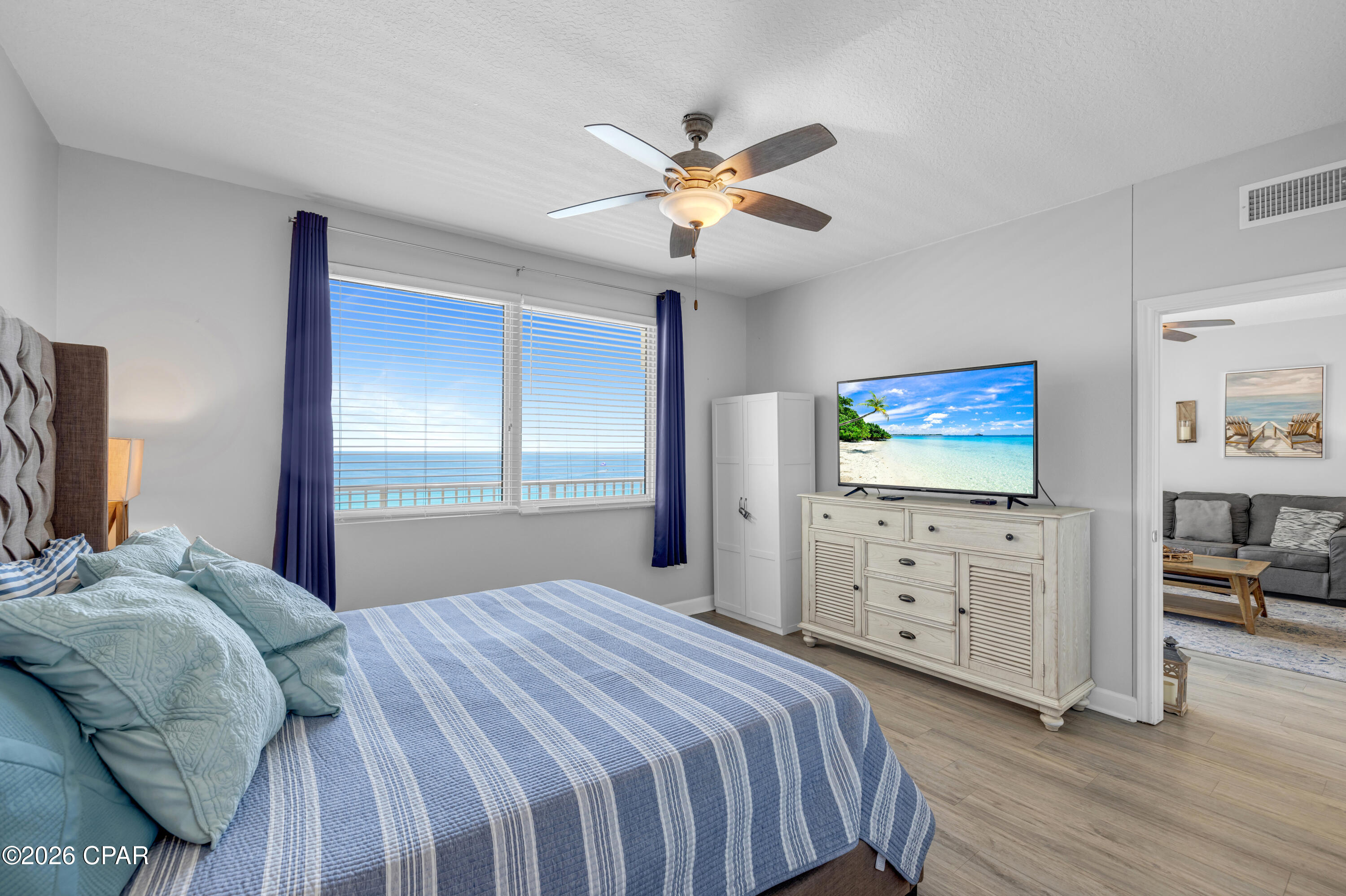 9900 S Thomas Drive 1013