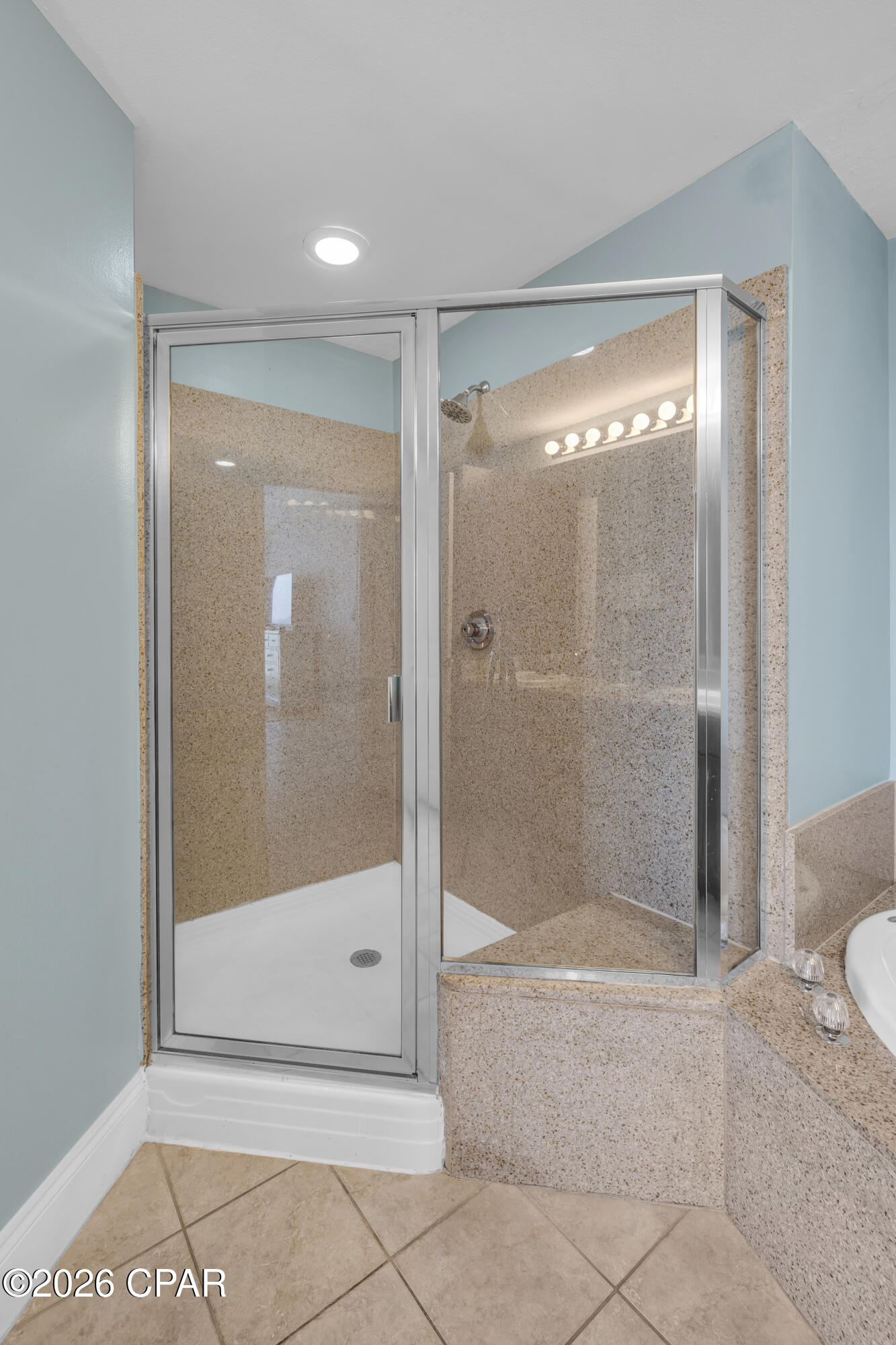 9860 S Thomas Drive 1022