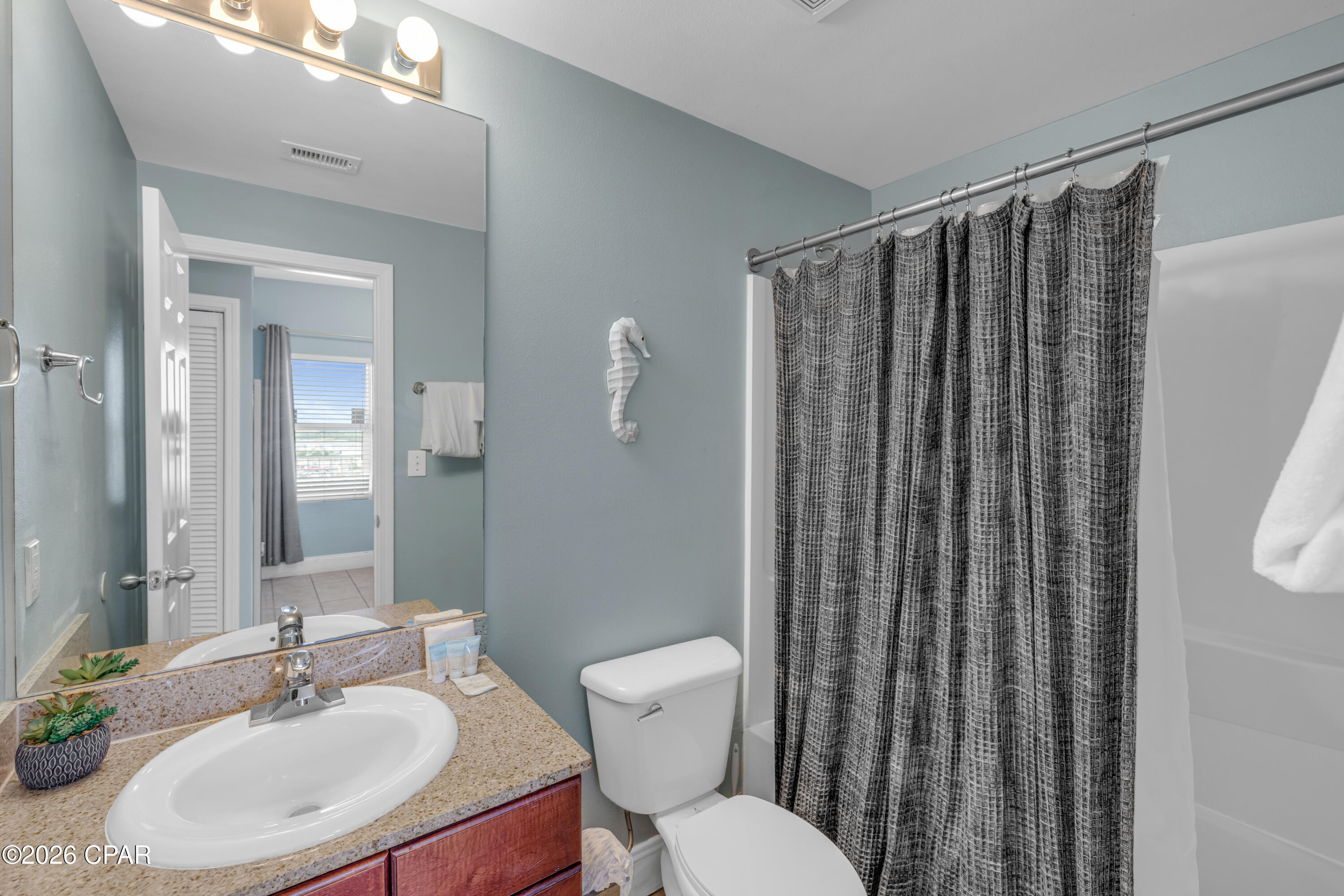 9860 S Thomas Drive 1022